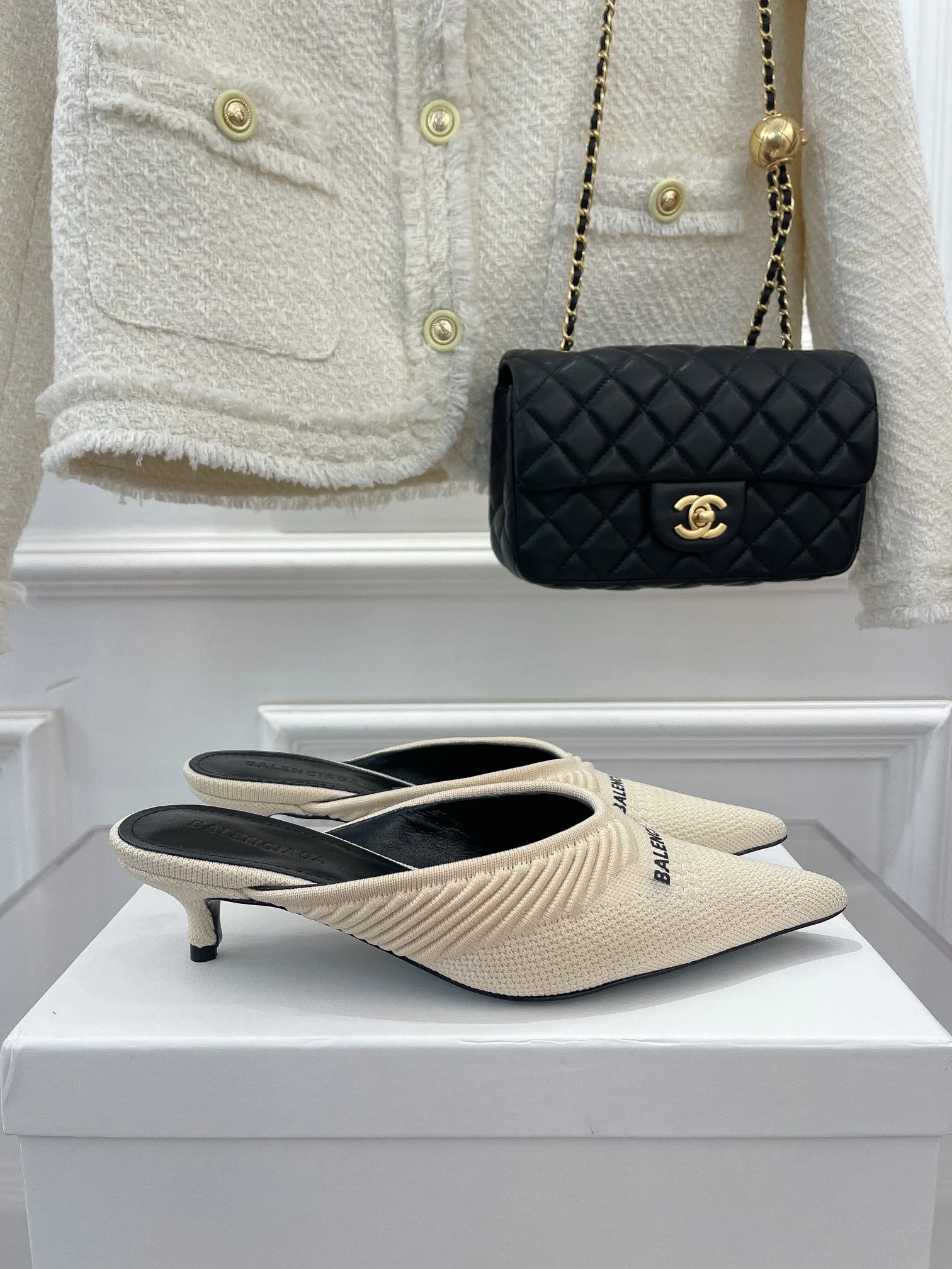 Balenciaga - Трикотажная ткань - Сандалии на низком каблуке