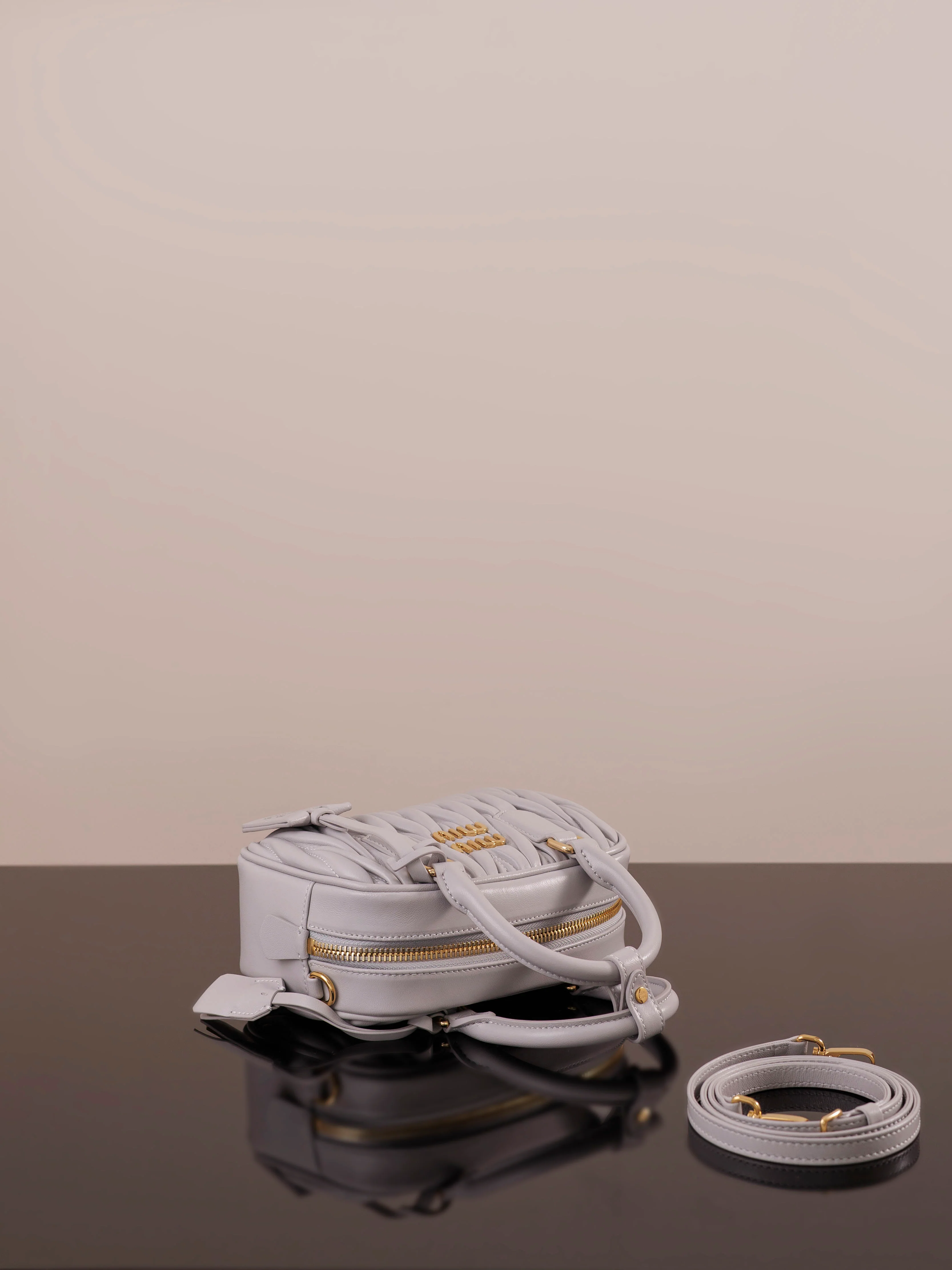 Miu Miu-5bb142m1200-??????-??????-Серый