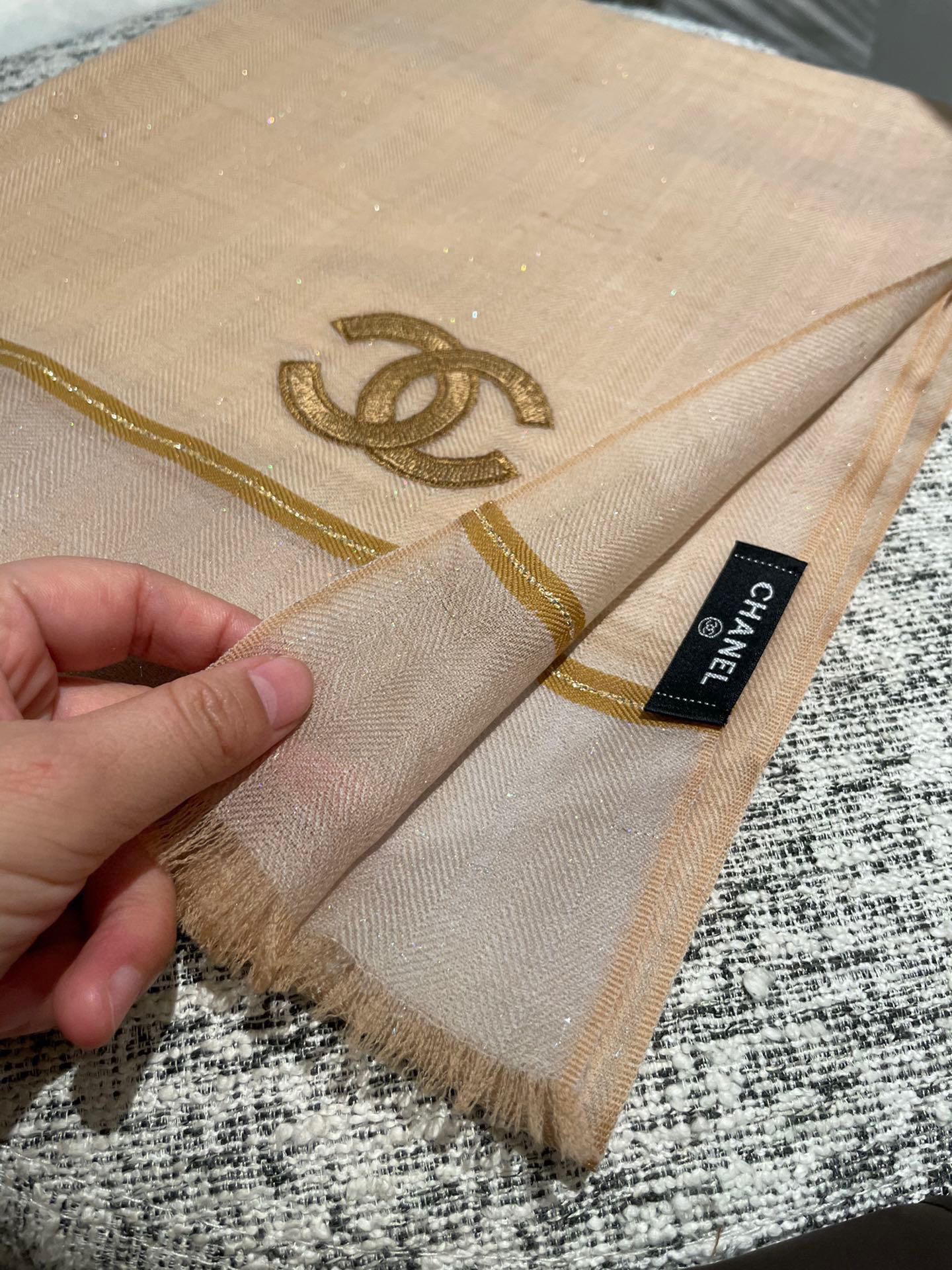 Chanel - Мягкий однотонный шарф - 105-180 см - Абрикосовый