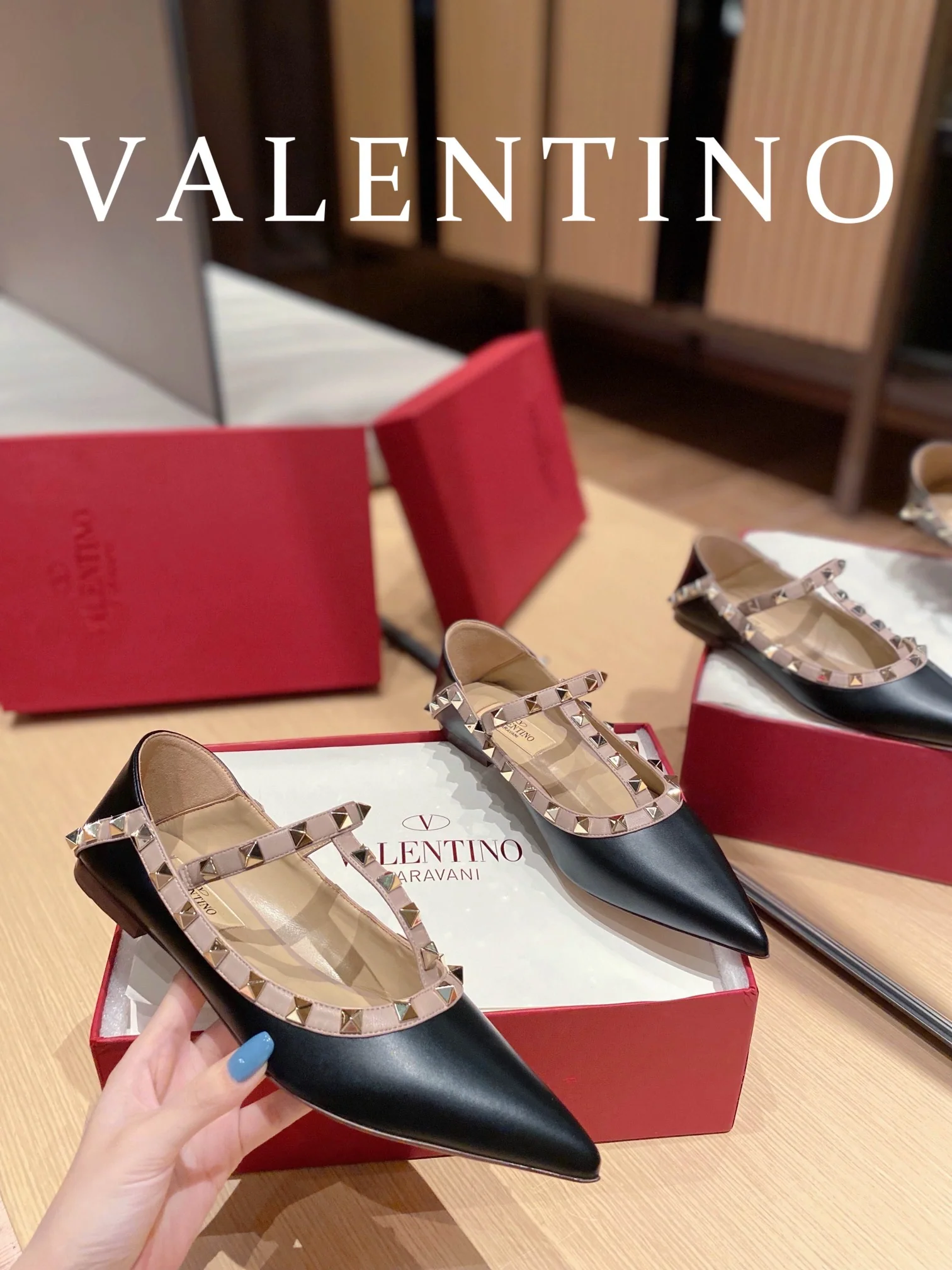 балетки Valentino с острым носком