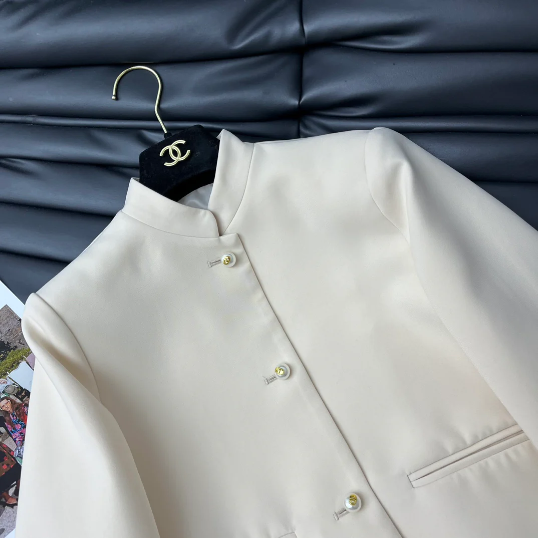 Dior - 2403-24 Новинка: Блейзер со стоячим воротником - Абрикосовый