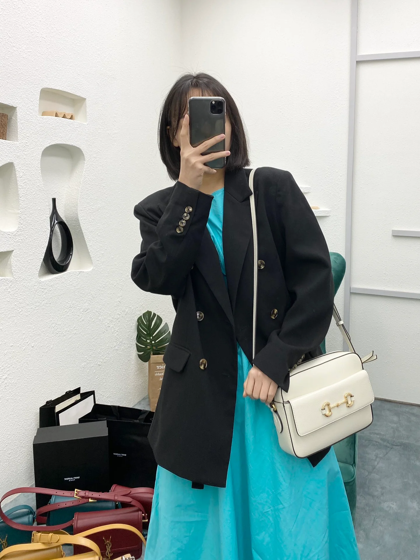 Сумка для фотоаппарата Gucci 1955 с пряжкой в ??виде подковы - 5 шт.