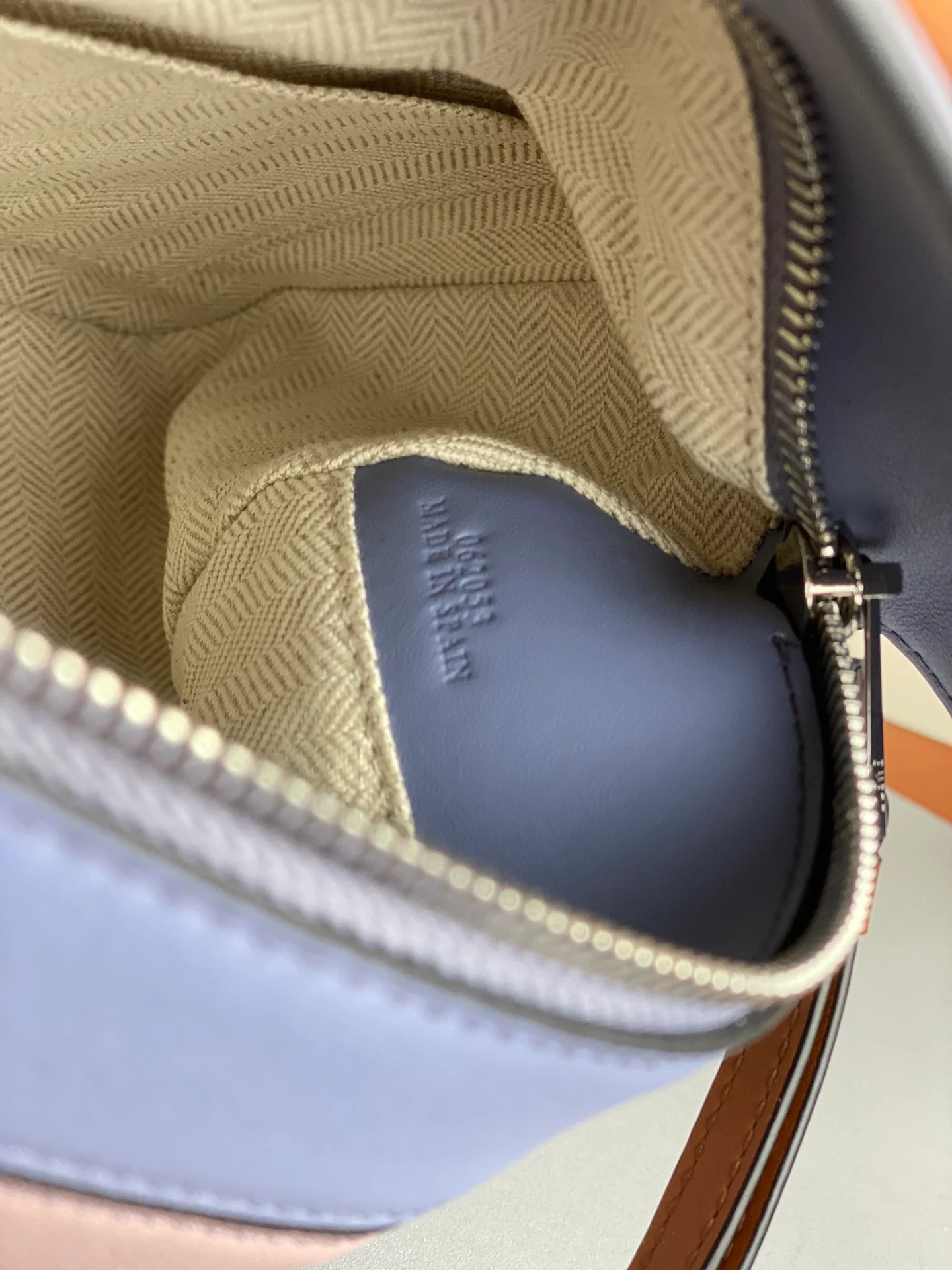 Сумка Loewe Puzzle из телячьей кожи - 2