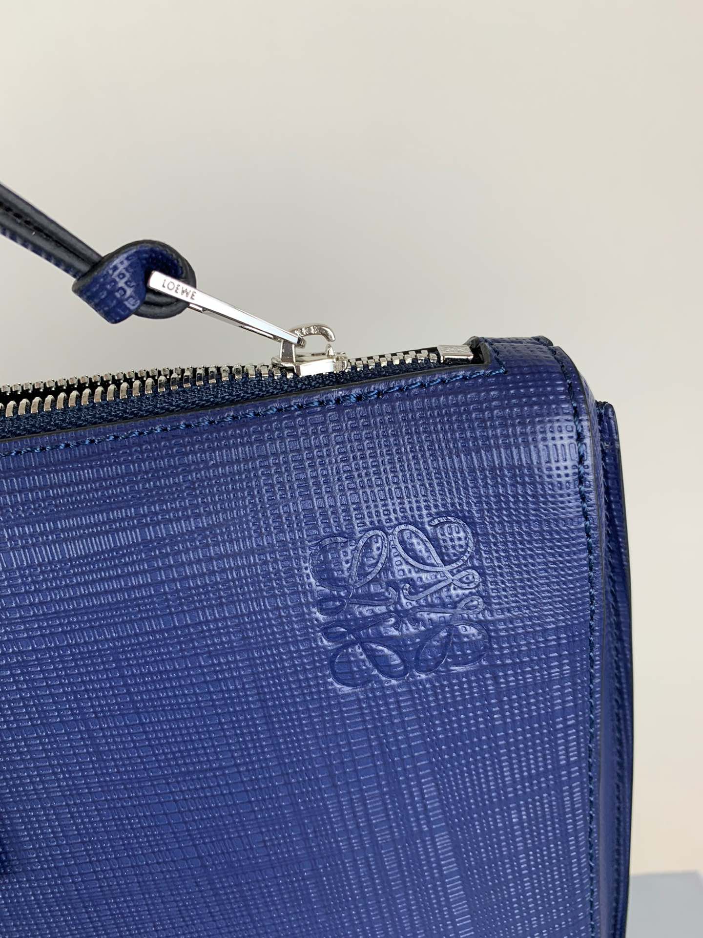 Портфель Loewe Goya Simple - Мужской портфель - 3