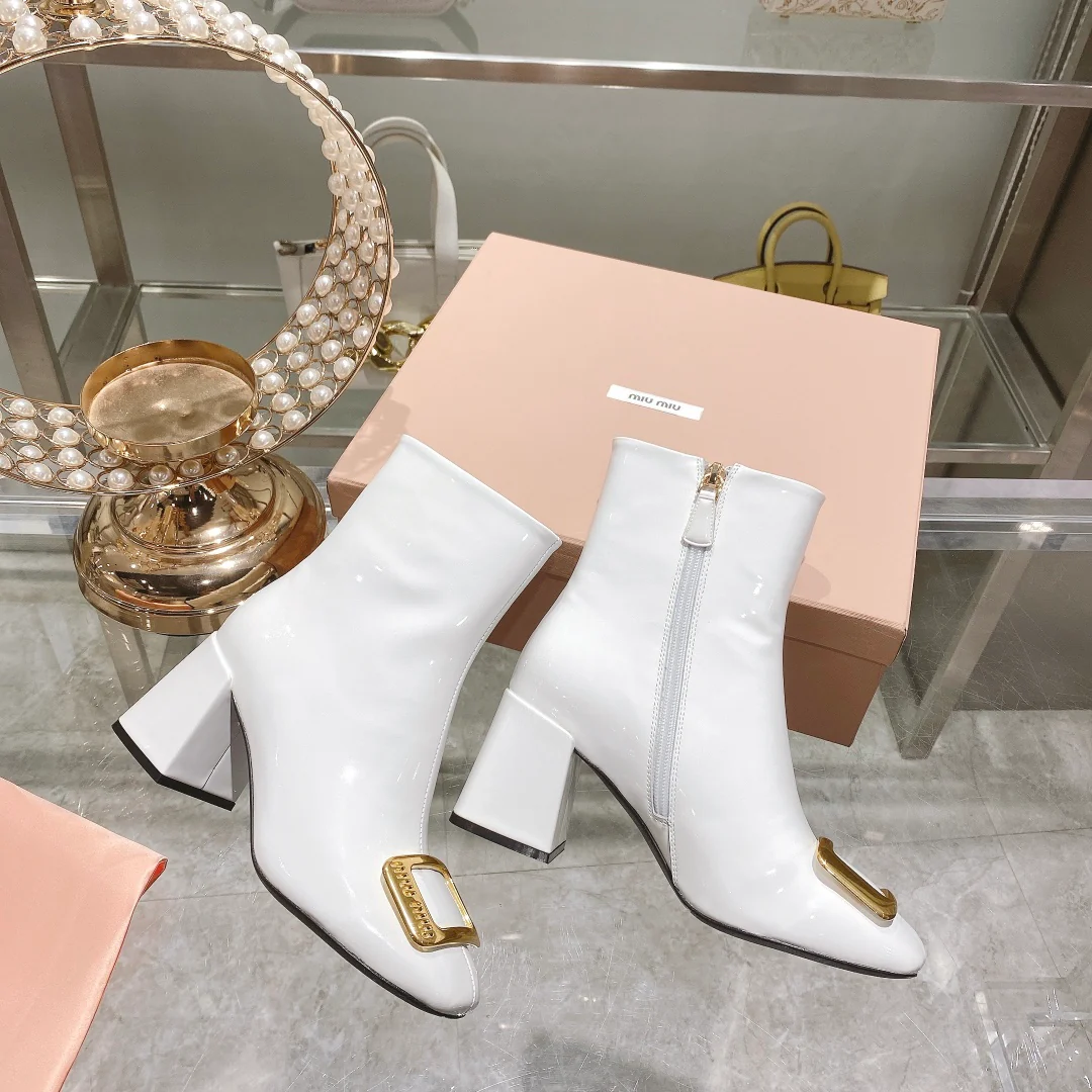 Miu Miu - Ботильоны 22s с металлической пряжкой - 1