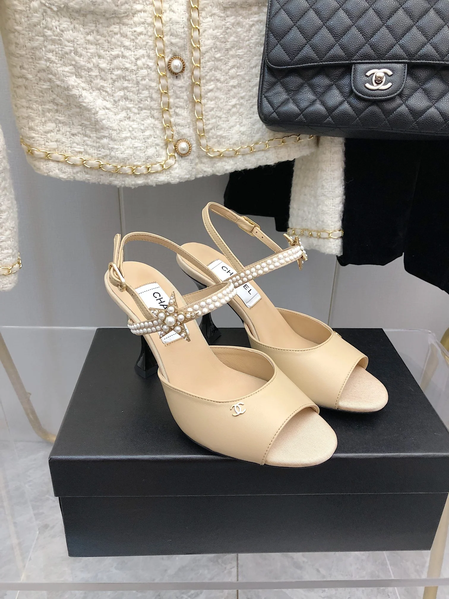 Chanel - Туфли на шпильке - С пряжкой в ??виде звезды - Сандалии