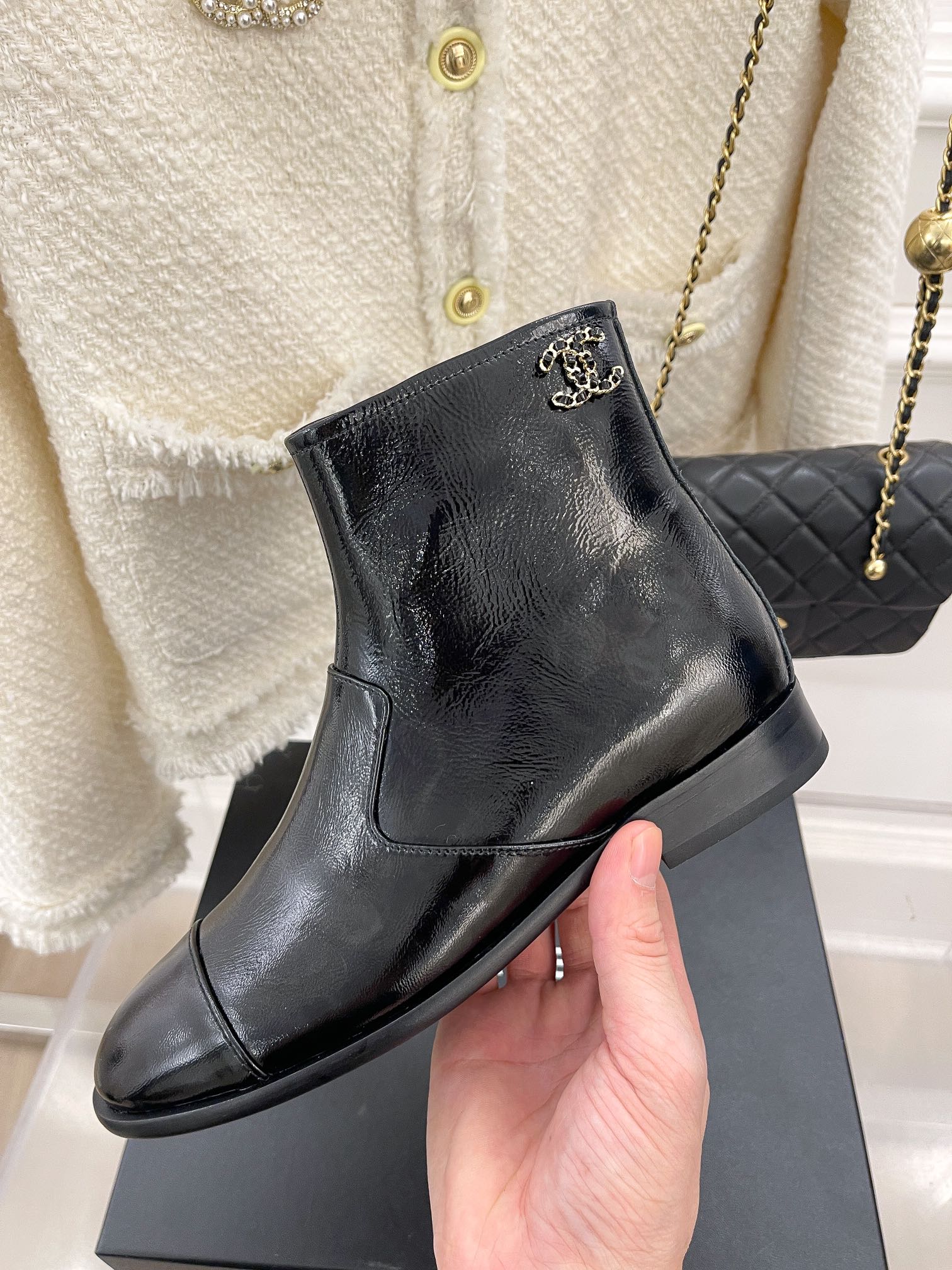 Новинка весны 2022 года от Hermes - Ботильоны - Черные - 1