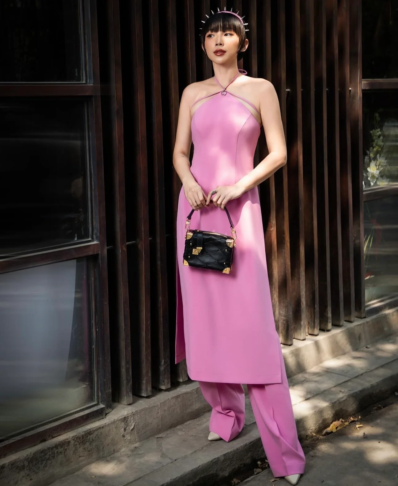 m83080-LV-side-trunk-pm chain bag-black diamond pattern