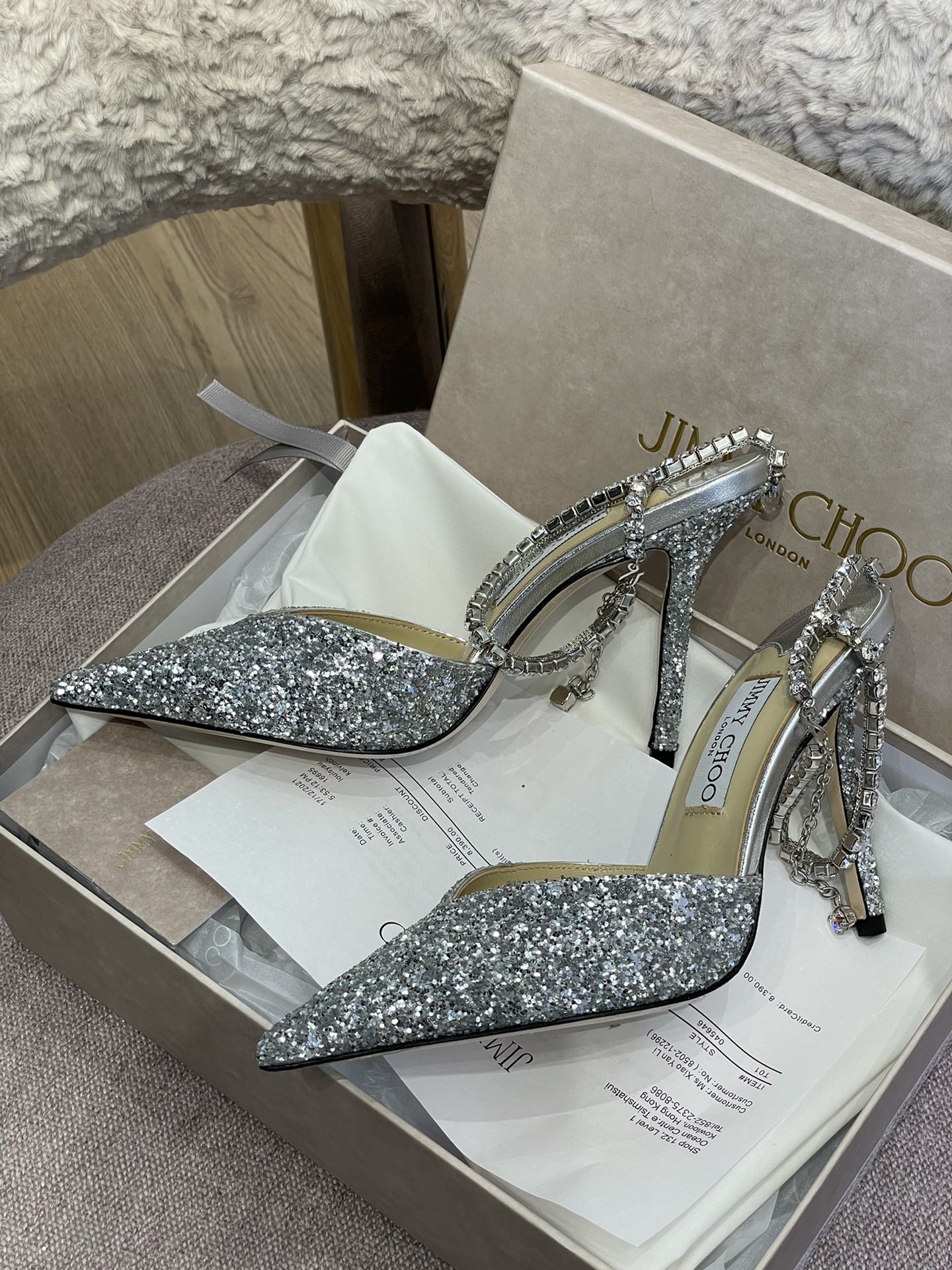 Jimmy - Весна/Лето 2022 - Цепочка на щиколотку со стразами - Туфли на высоком каблуке с острым носком