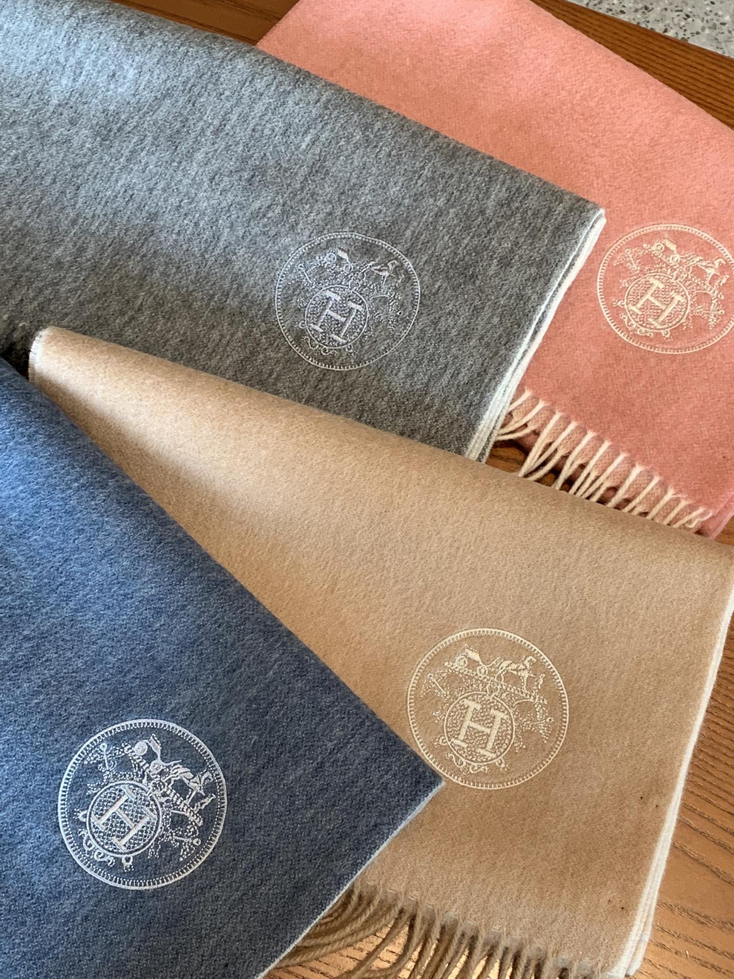 Двусторонний кашемировый шарф Hermes - 180-35 см