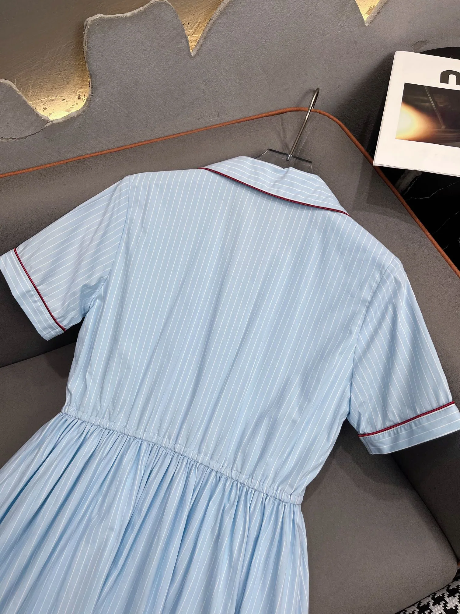 Miu Miu - 2404 - 24ss Весна/Лето Новое полосатое платье