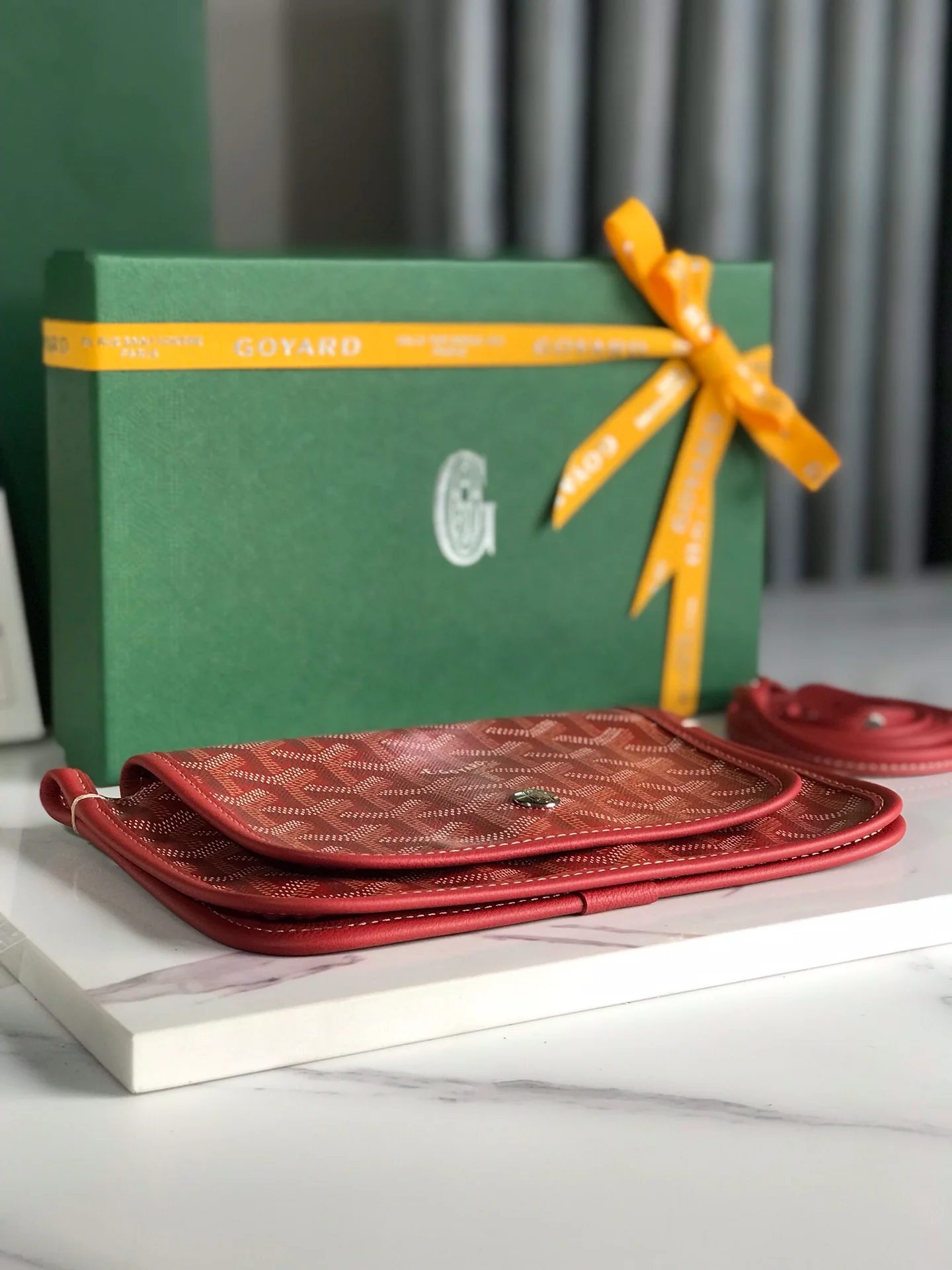 Тройная плоская сумка Goyard Plumet Series - красный