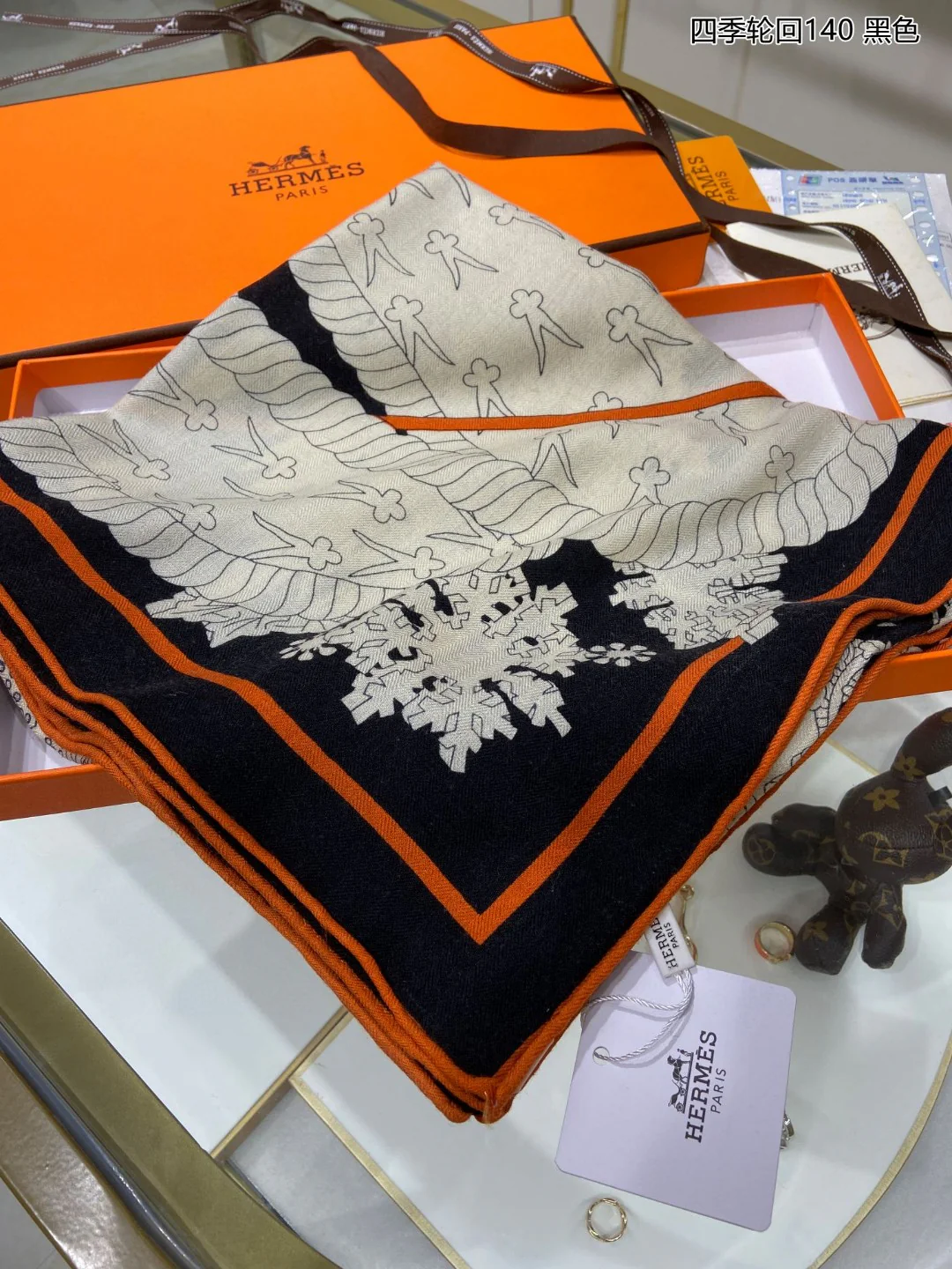 Сезонный двусторонний квадратный шарф Hermes - 140 см - 70% кашемир - 30% шелк - черный