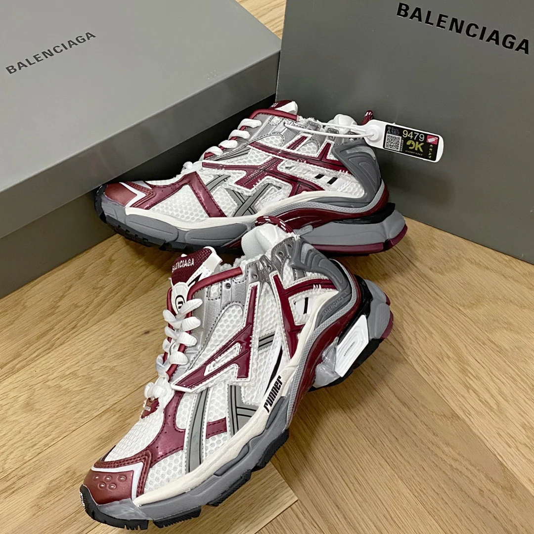 Кроссовки Balenciaga Runner Dad Shoes 2