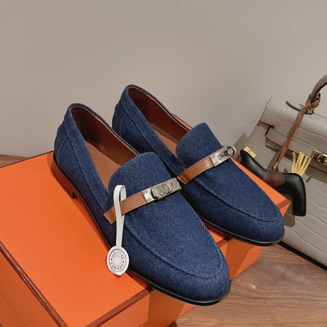 Лоферы Hermes с пряжкой Kelly