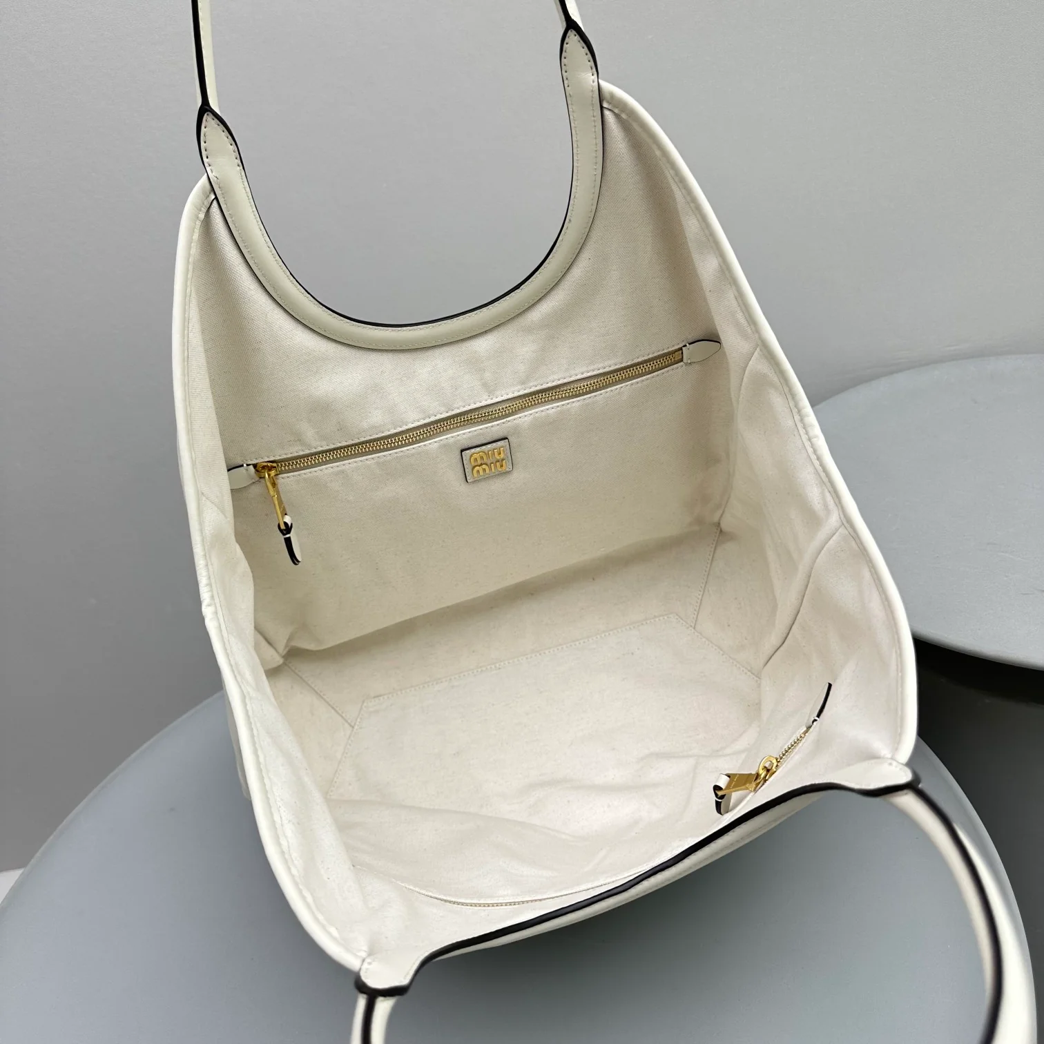 Сумка-тоут Miu Miu Ivy - Большая - Белая кожа