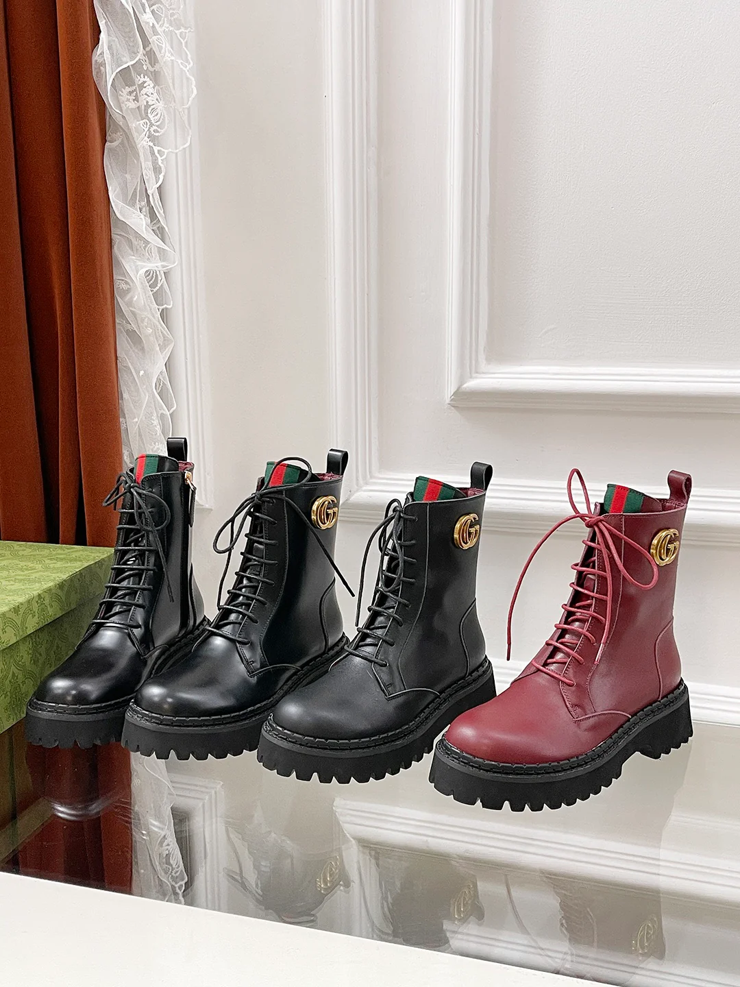 Ботинки Gucci Dr. Martens 2024 года - Изображение из коллекции - 1