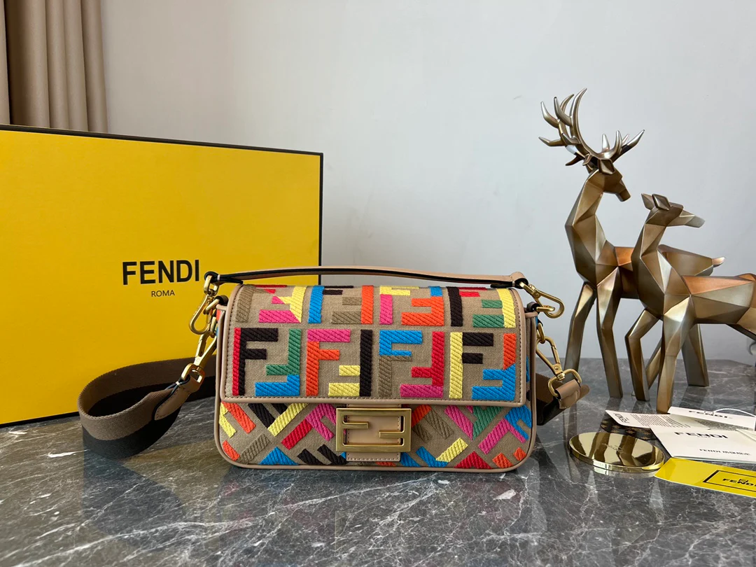 Сумка-бакет Fendi Vertigo Series — разноцветная — 1