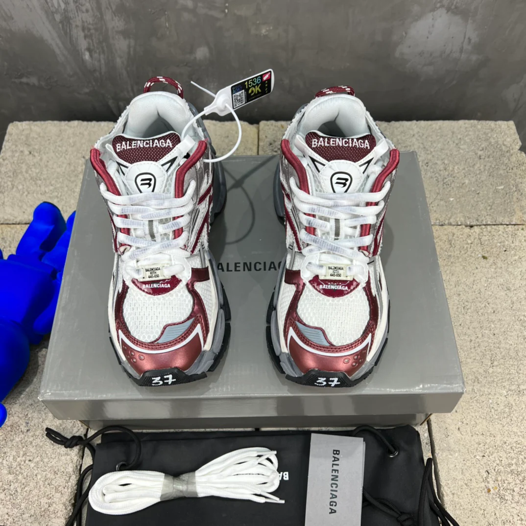 Кроссовки Balenciaga Runner - унисекс - серебристо-красные