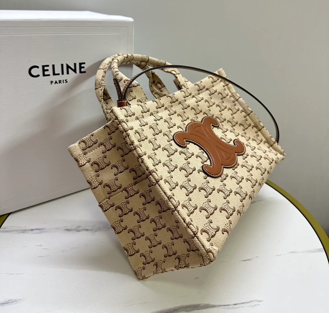 Сумка-шоппер Celine Cabas Thais Classic All-Print Canvas Tote Bag - Маленькая