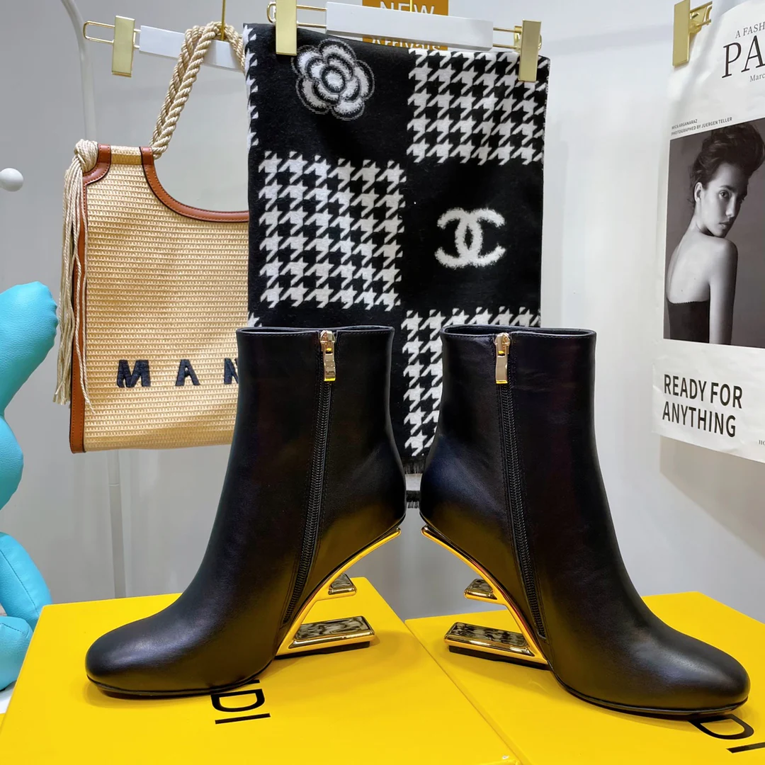 Туфли на высоком каблуке в стиле Fendi-f - сапоги на высоком каблуке