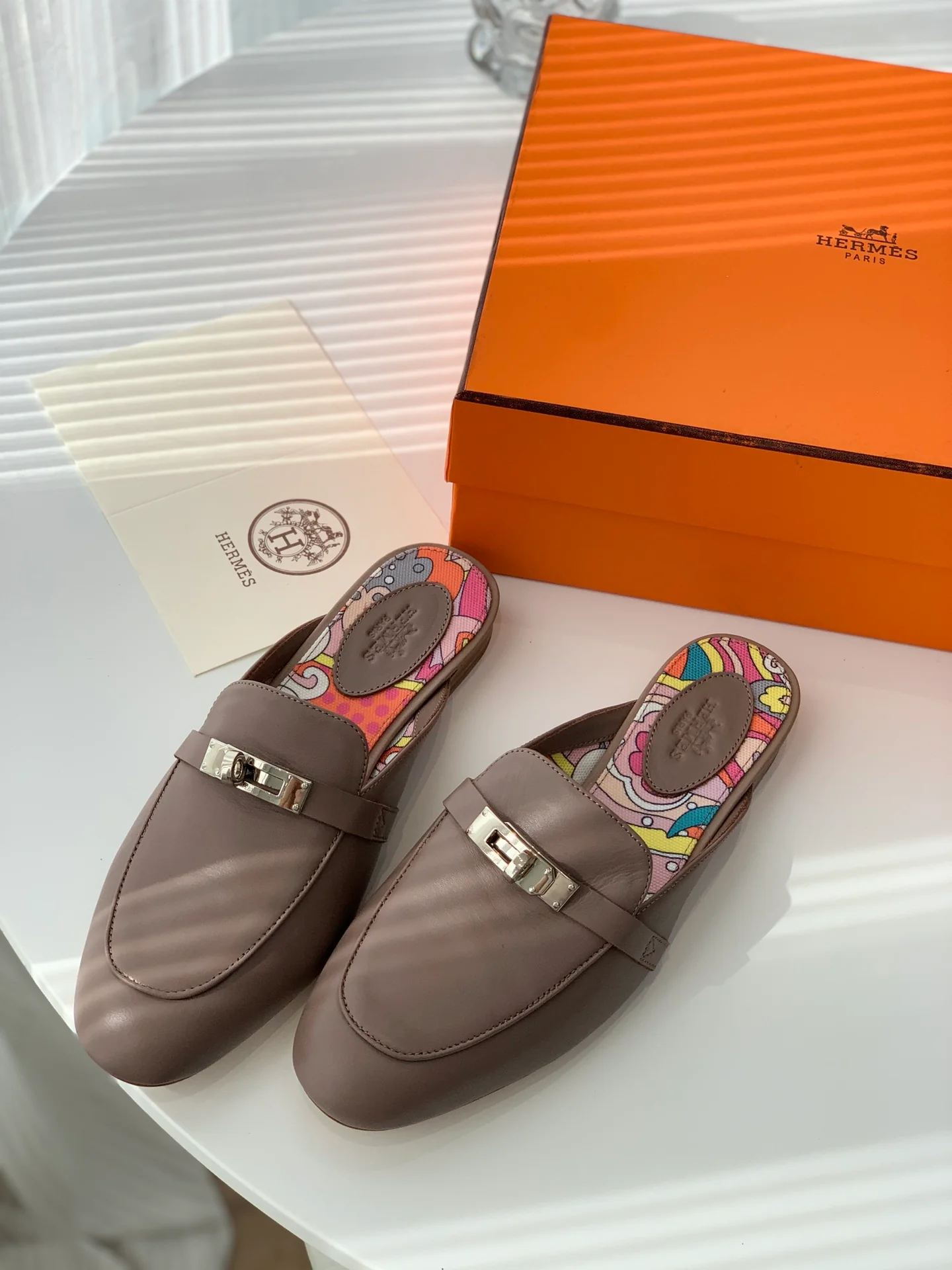 Hermes-Kelly Muller Half-Trailer-2