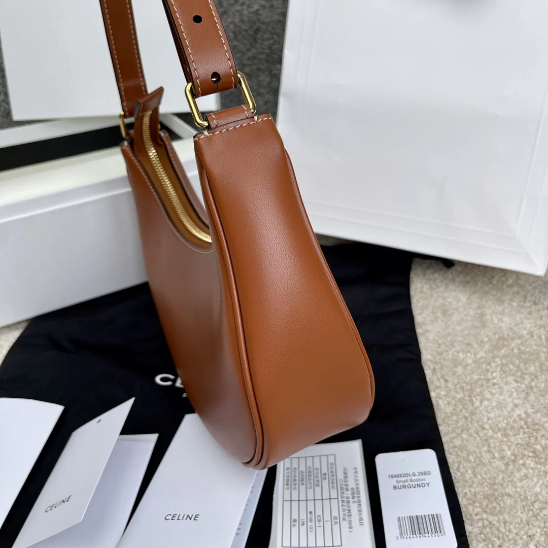 Сумка Celine Ava из гладкой телячьей кожи - 1 шт.