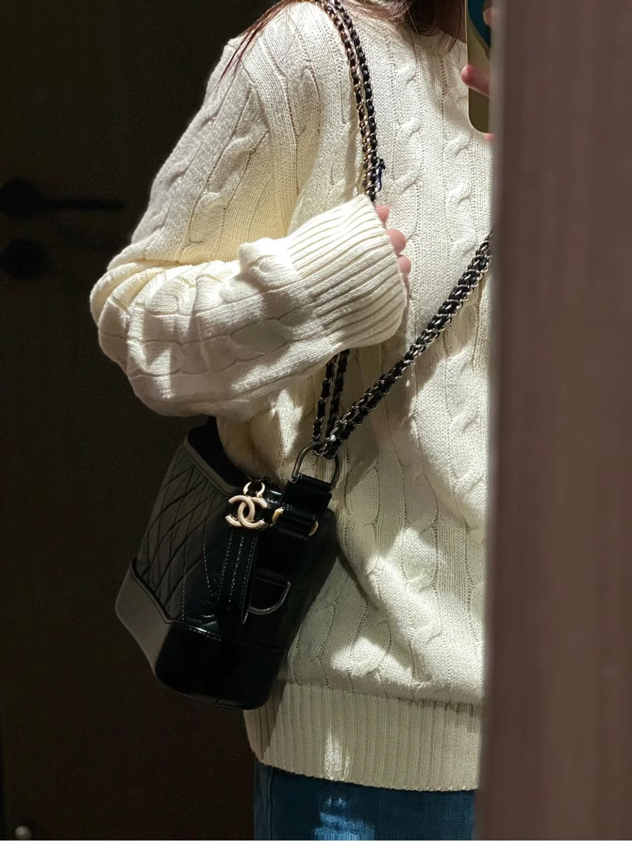 Маленькая сумка-хобо Chanel Garbielle - черная