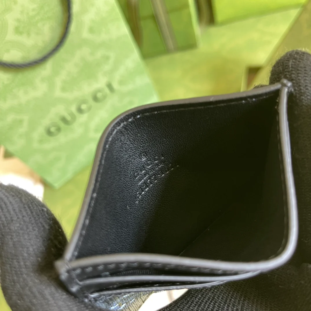 Gucci 卡包／卡片夹／名片夹
