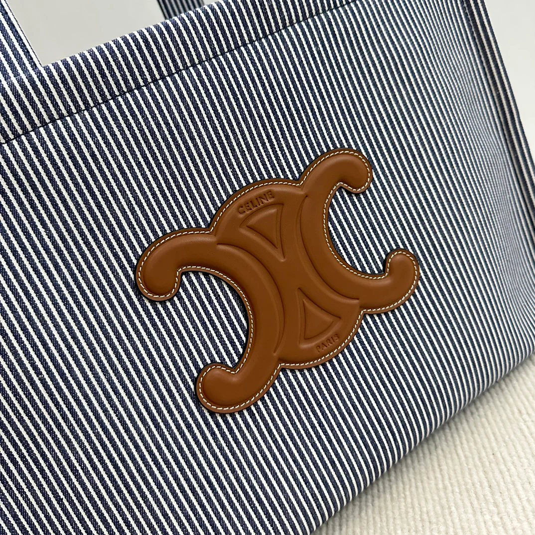 Сумка-тоут Celine Cabas Thais, большая, темно-синяя.