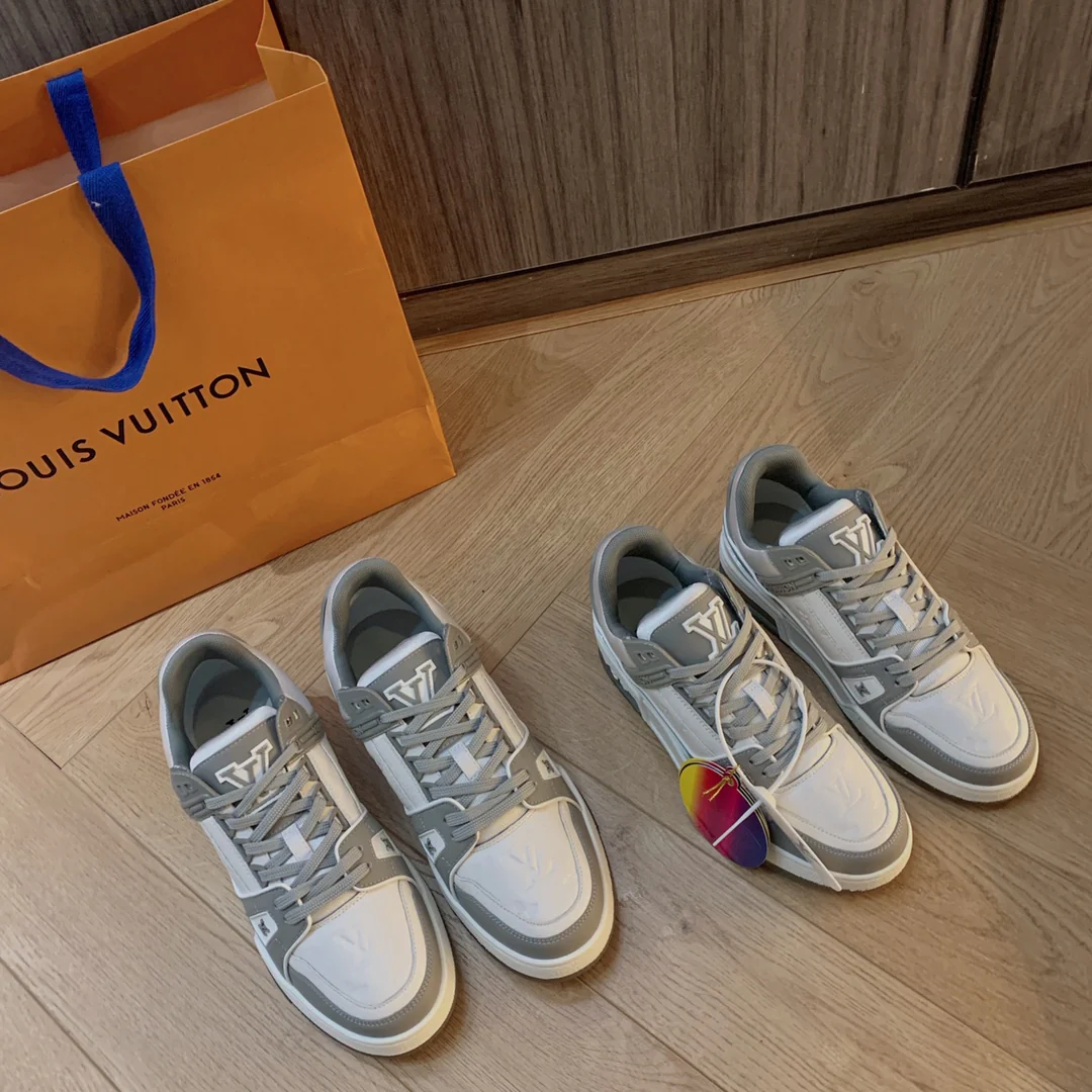 LV - Кроссовки - Повседневная обувь - Унисекс