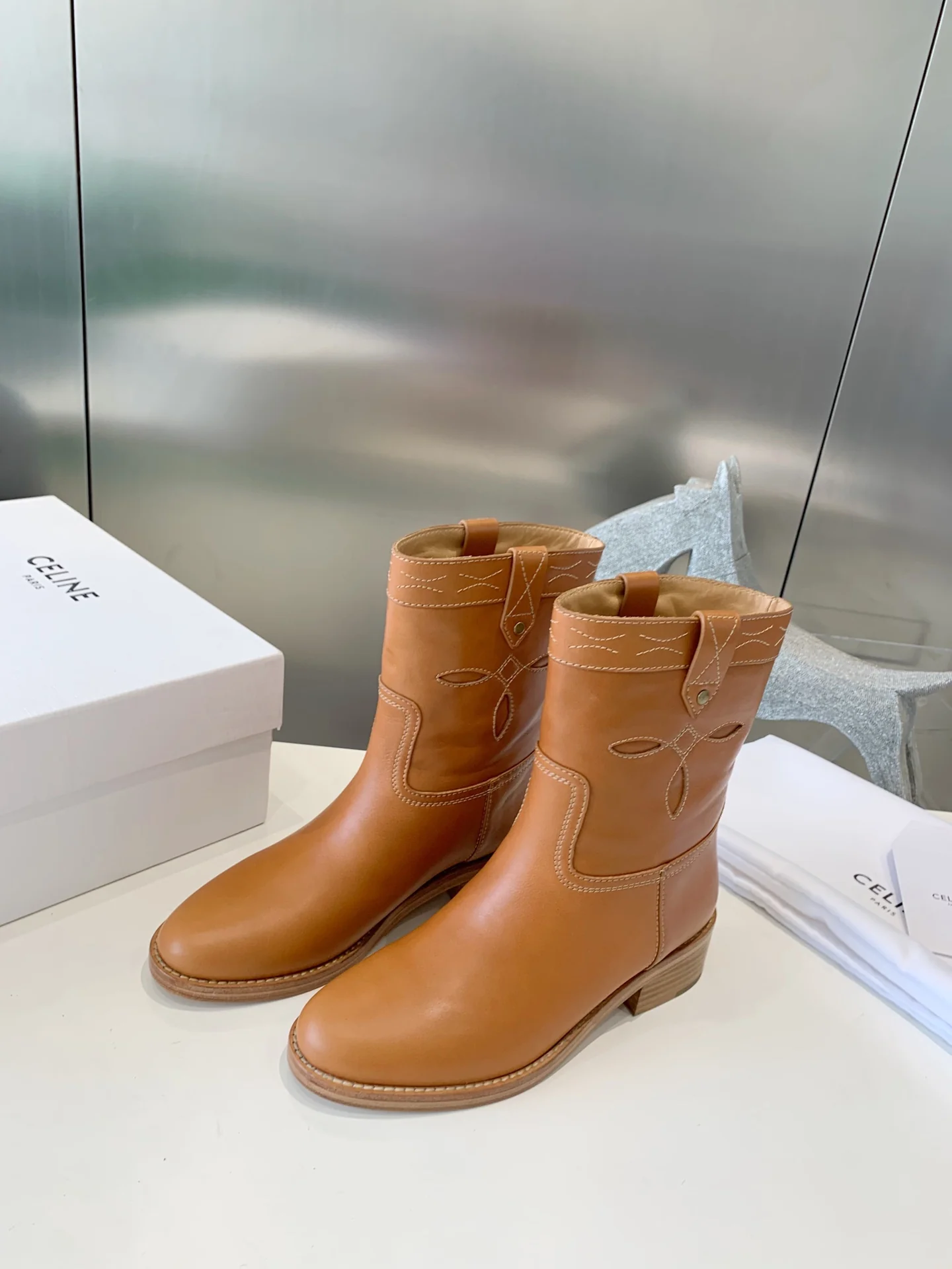 Ботинки Celine с подиума 2022 года, украшенные Триумфальной аркой — размеры 35-39-40 (изготовлены на заказ)