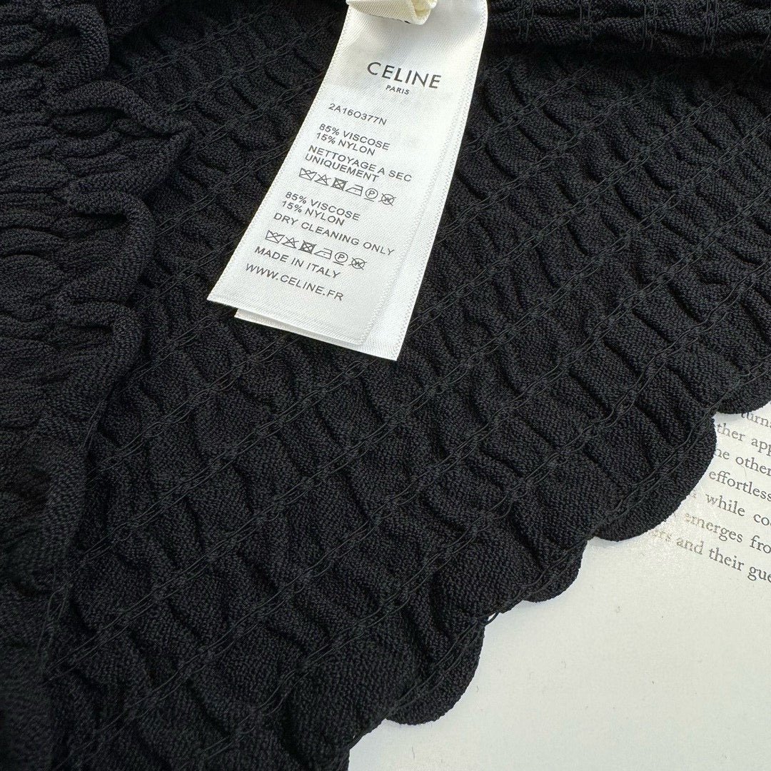 Новое облегающее платье Celine весна/лето 2024 с эластичными складками.