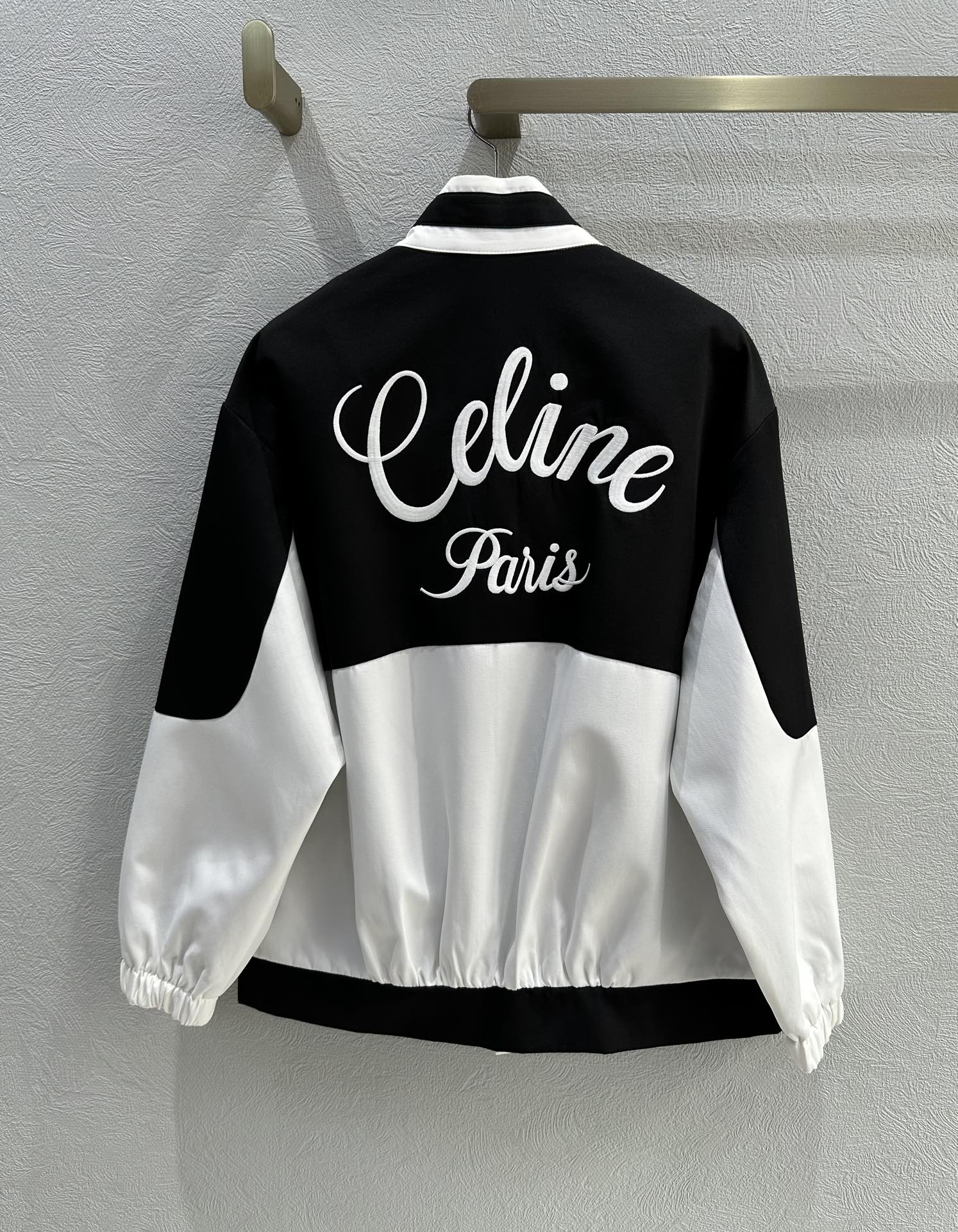 Celine -2403-24 Новинка ранней весны Тренч с воротником-стойкой и цветовыми блоками