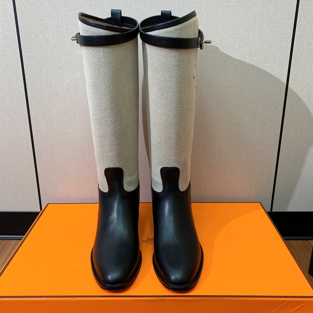 Сапоги для верховой езды Hermes Kelly Buckle - двухцветные, цвет ?водяной черный?.