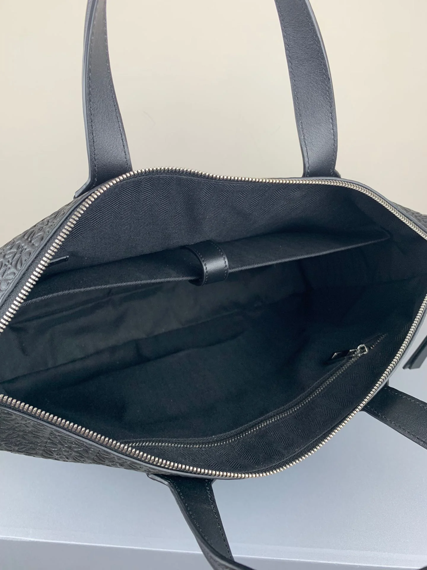 Портфель Loewe Goya Simple - Мужской портфель - 4