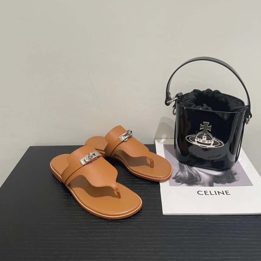 Кожаные тапочки Hermes-kelly