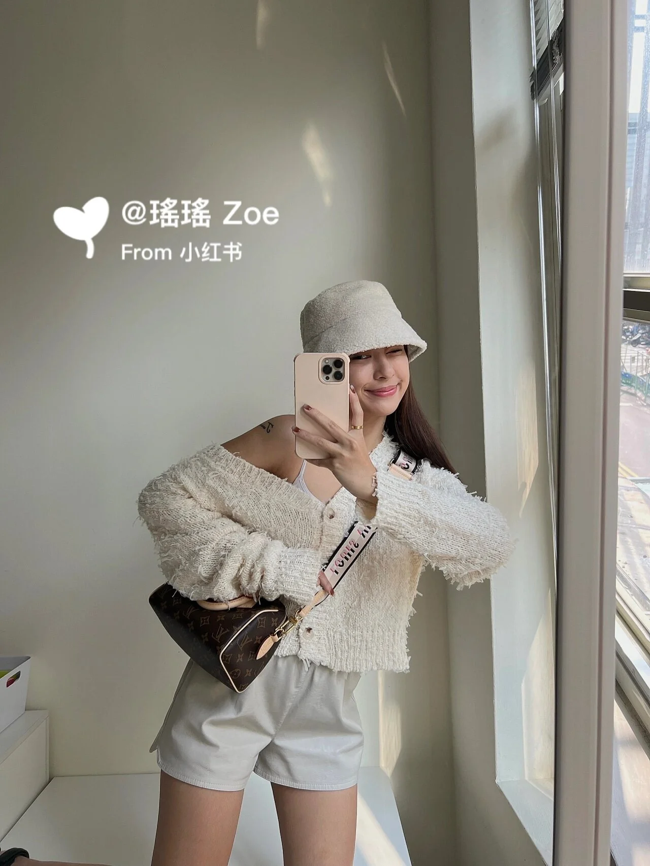 m46234-LV-speedy-bandouliere-20-classic monogram