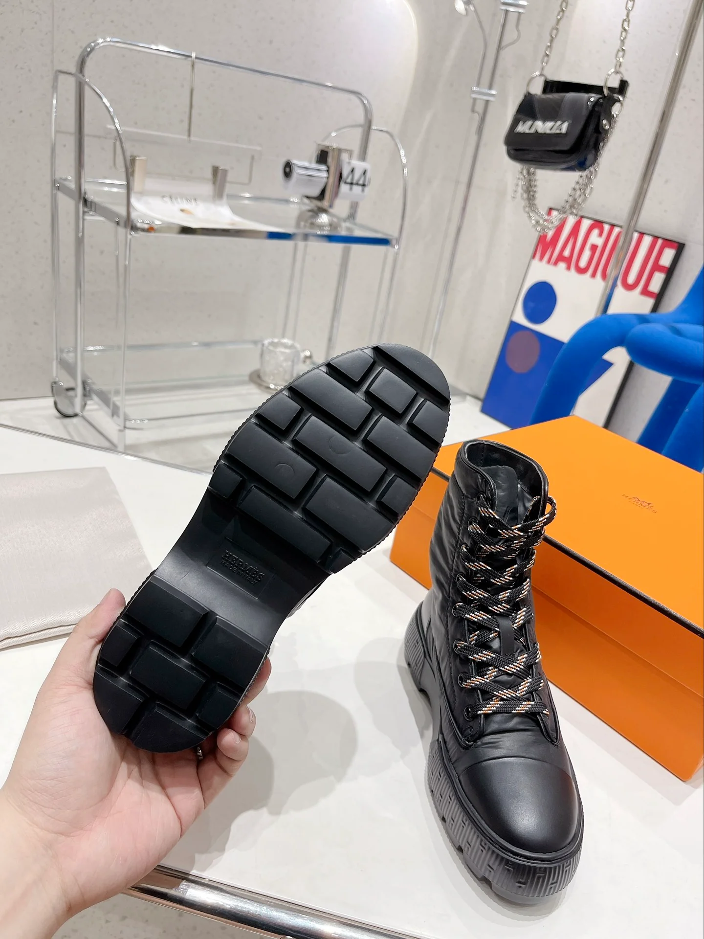 Новинка сезона осень/зима 2022 от Hermes - короткие сапоги и пуховые сапоги - 2