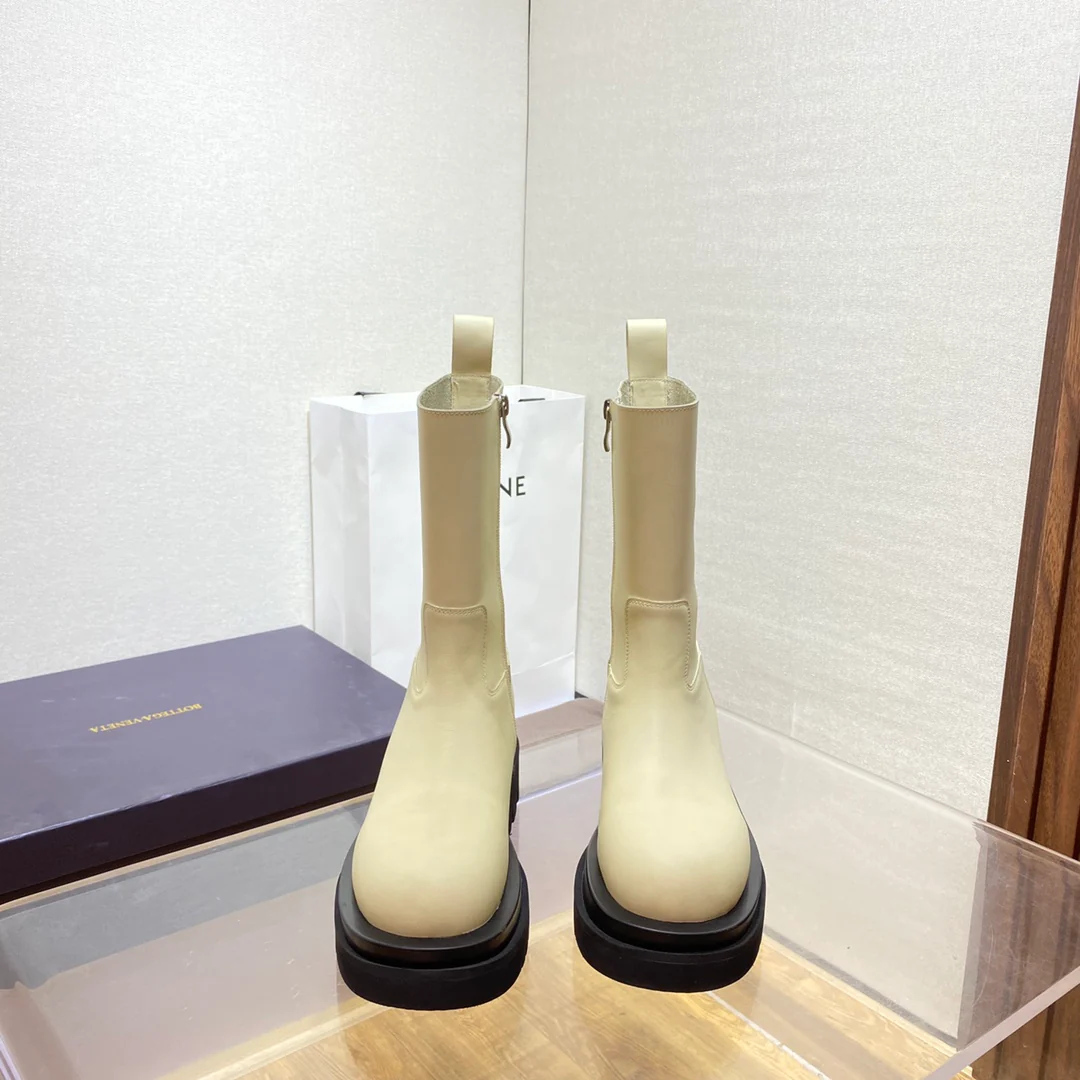 Новинка осенне-зимней коллекции BV 2022 — Ботильоны — Популярная модель — Цвет ?слоновая кость?