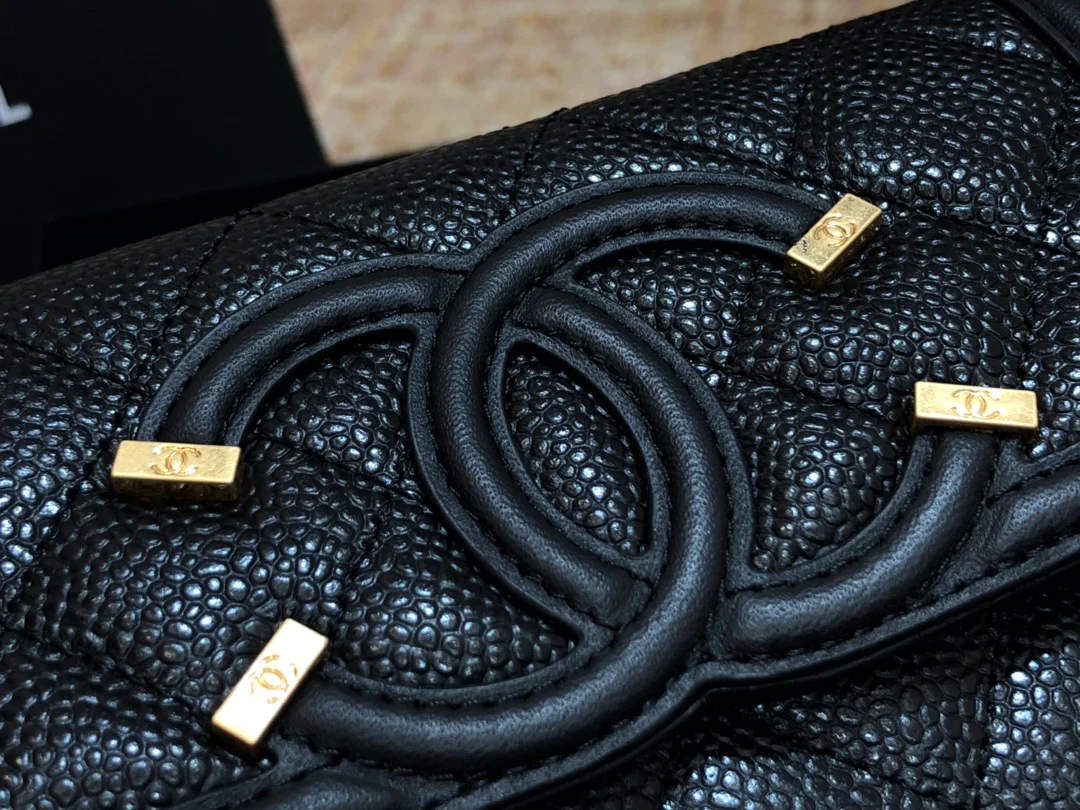 Chanel - Винтажная кожаная сумка CC - Застежка-клипса с откидной крышкой - Винтажная фурнитура