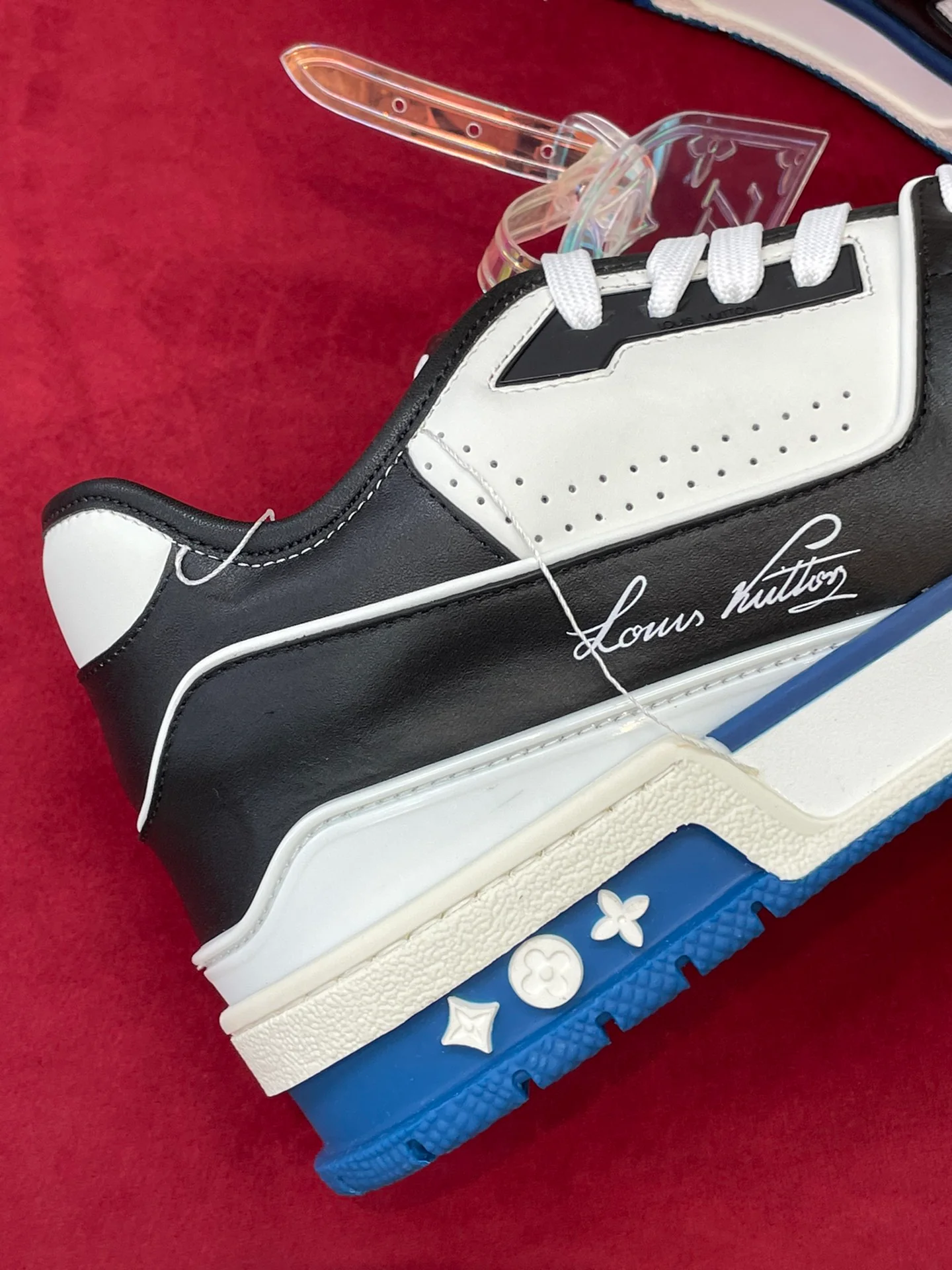 Кроссовки LV Trainer Series - Спортивная обувь - Унисекс - Белый/Черный - 1