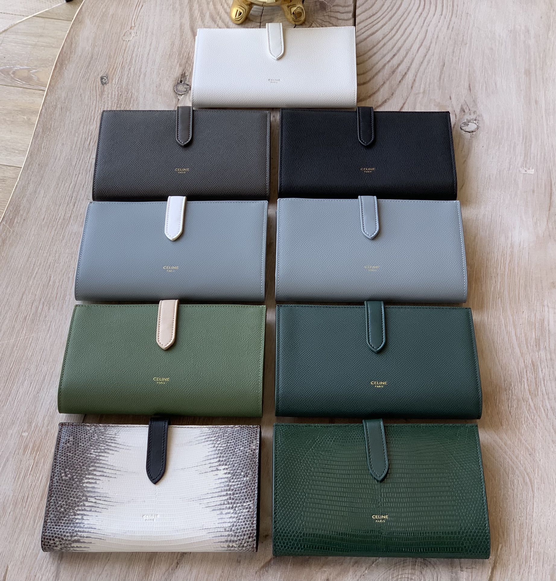 Длинный кошелек Celine - Кошелек с ремешком из крупнозернистой телячьей кожи - 8