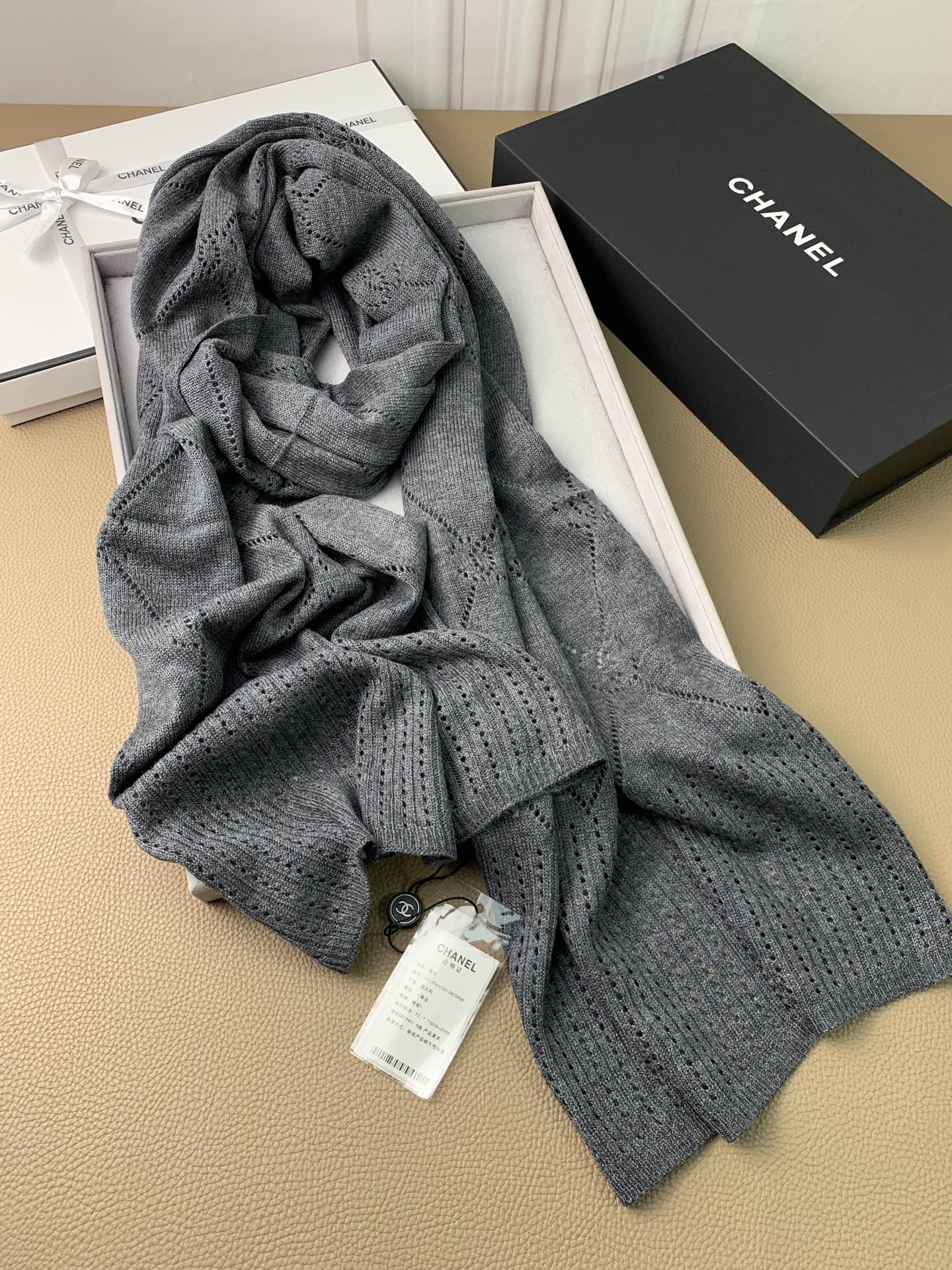 Кашемировый шарф Chanel с ажурной вязкой - 180 см - 60 см - 100 см - Кашемир - Серый