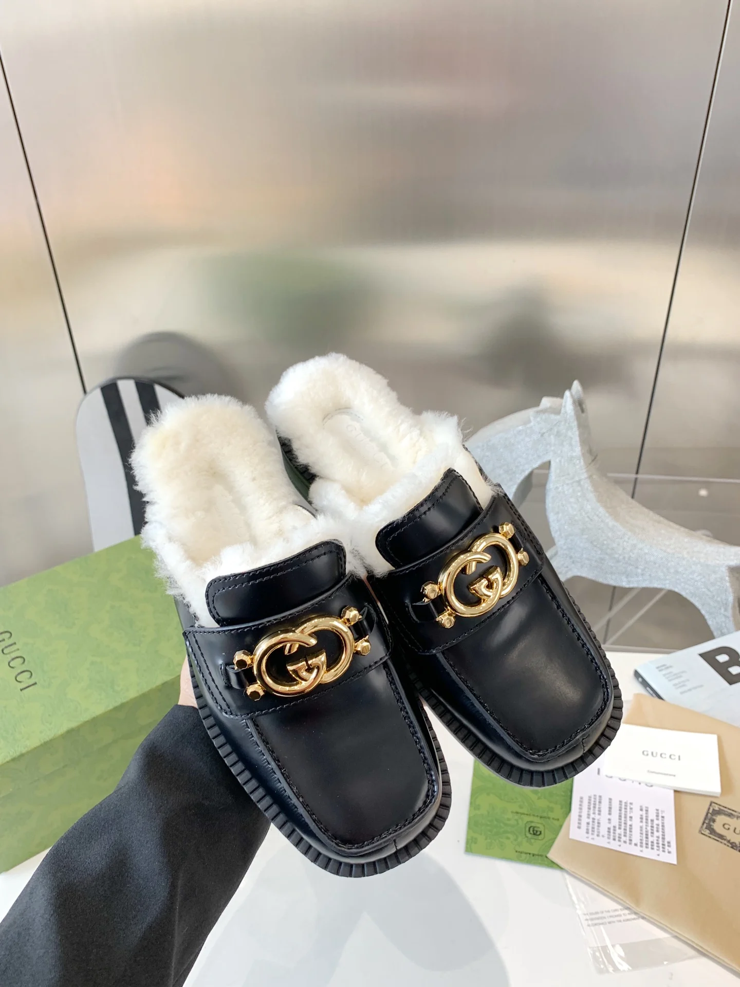 Gucci - Меховые тапочки