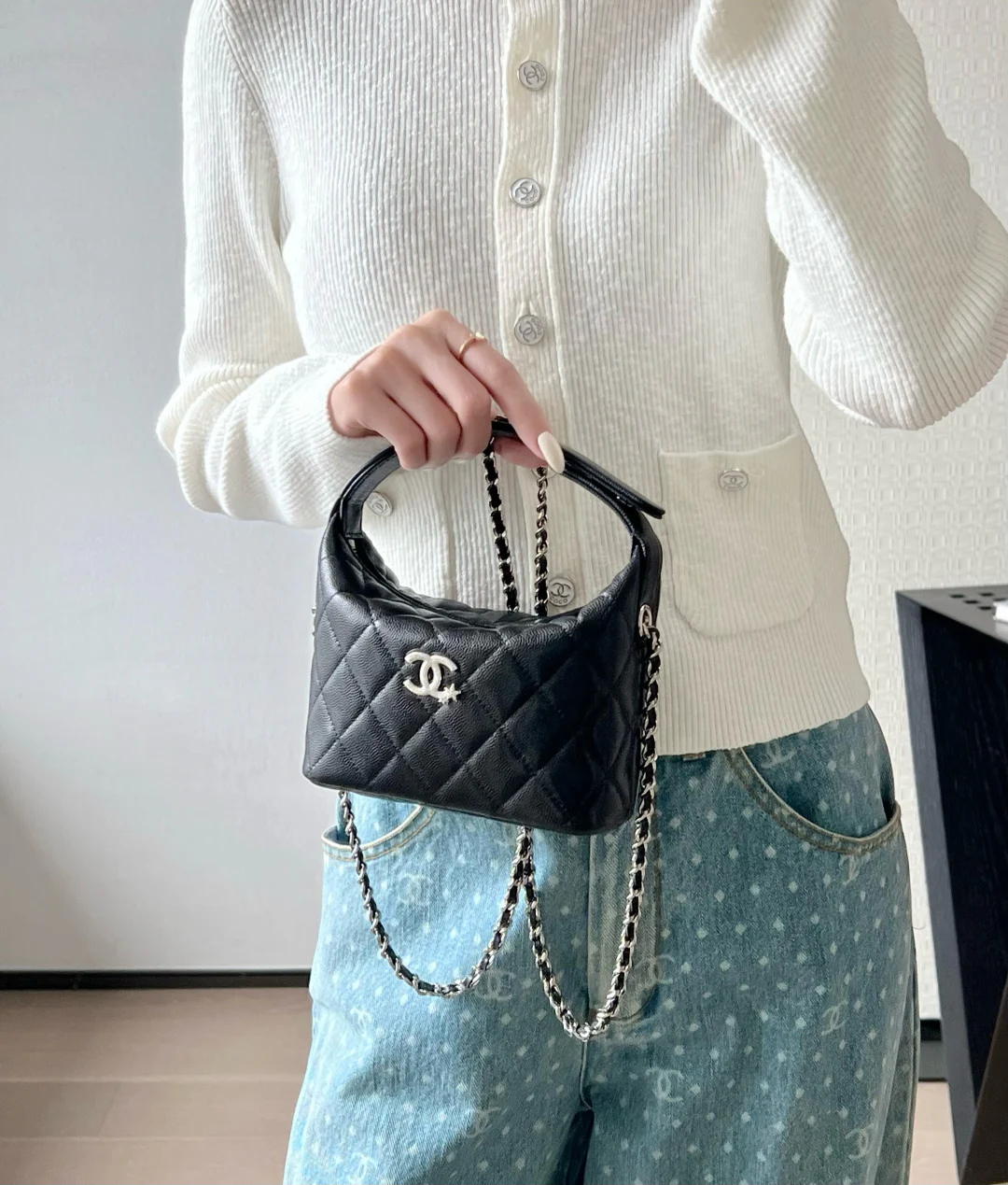 Chanel - Осенне-зимняя сумка для обеда в форме звезды - Черная с пряжкой в ??виде бриллианта