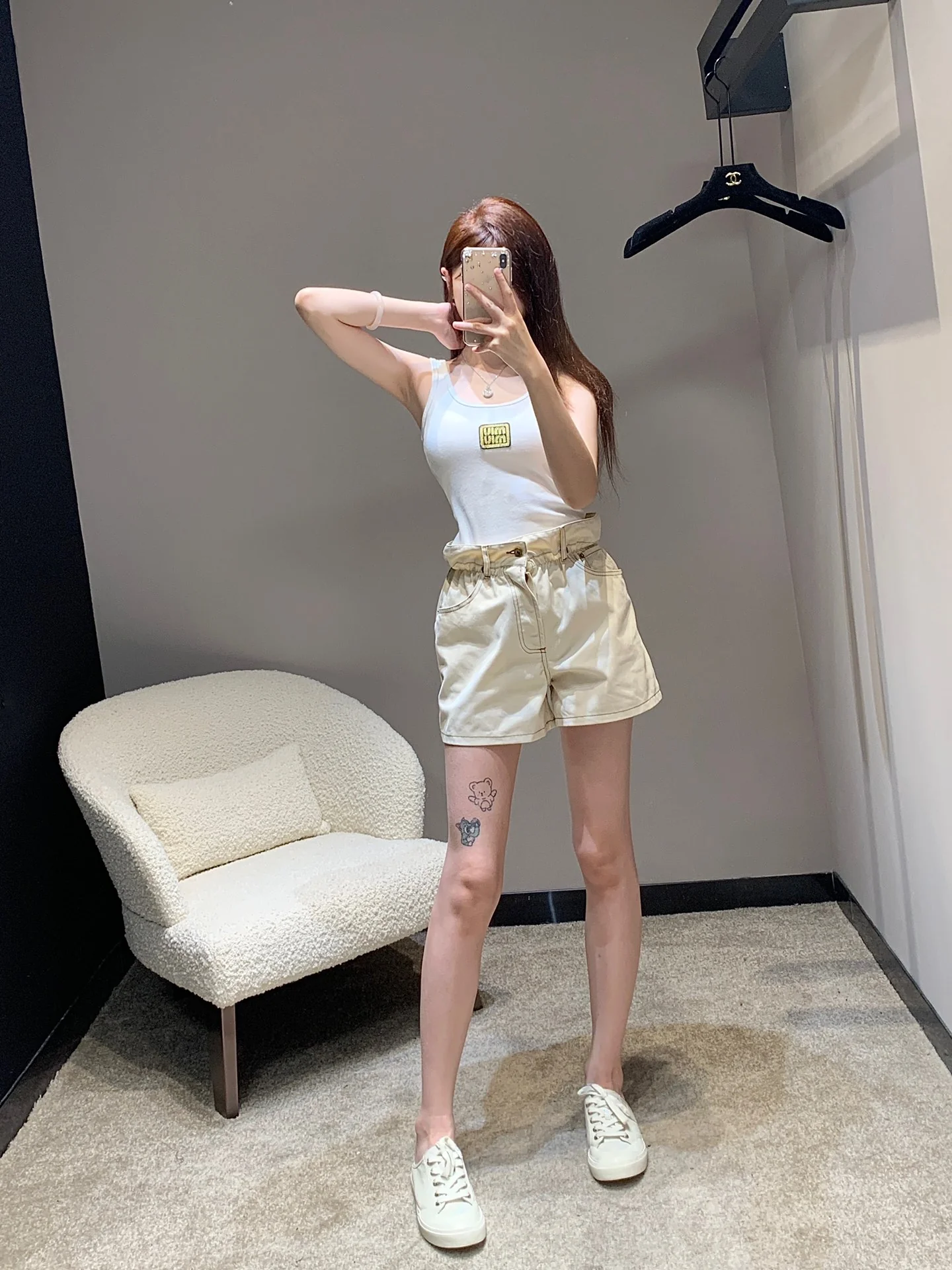 Новые джинсовые шорты Miu Miu-2404-24ss с цветочным принтом, весна/лето.