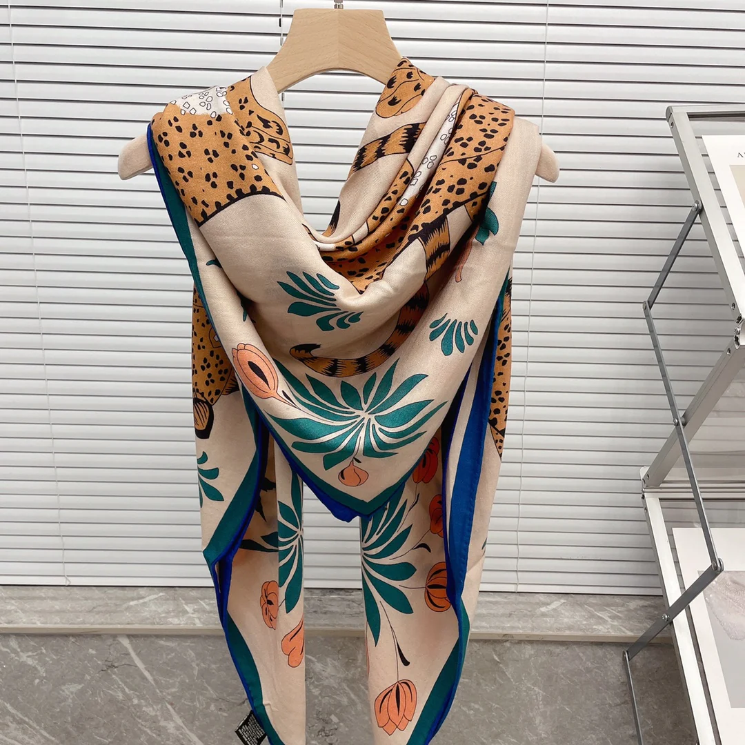 Большой двусторонний шарф Hermes - 136 см - 30 - Шелк 70 - Шерсть - 3