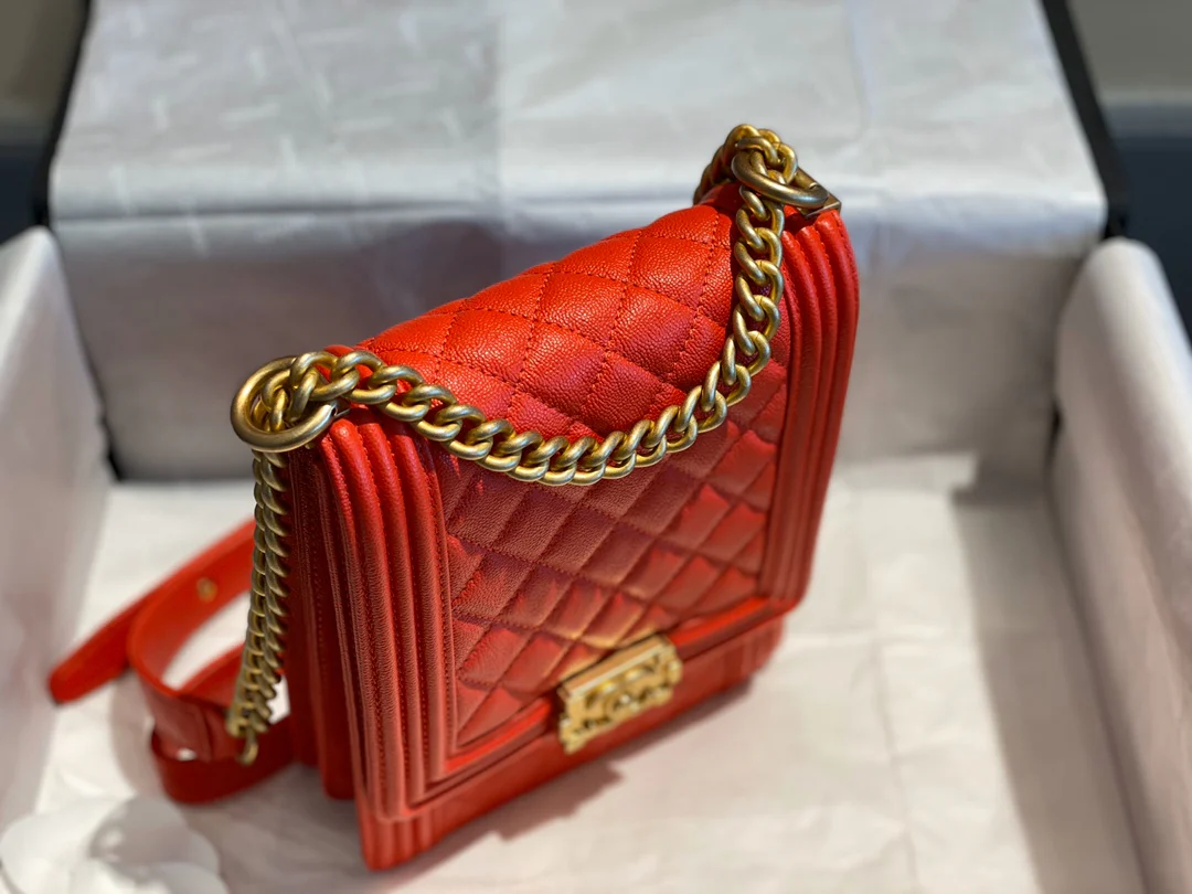 Chanel-boy-19-16-5cm-4