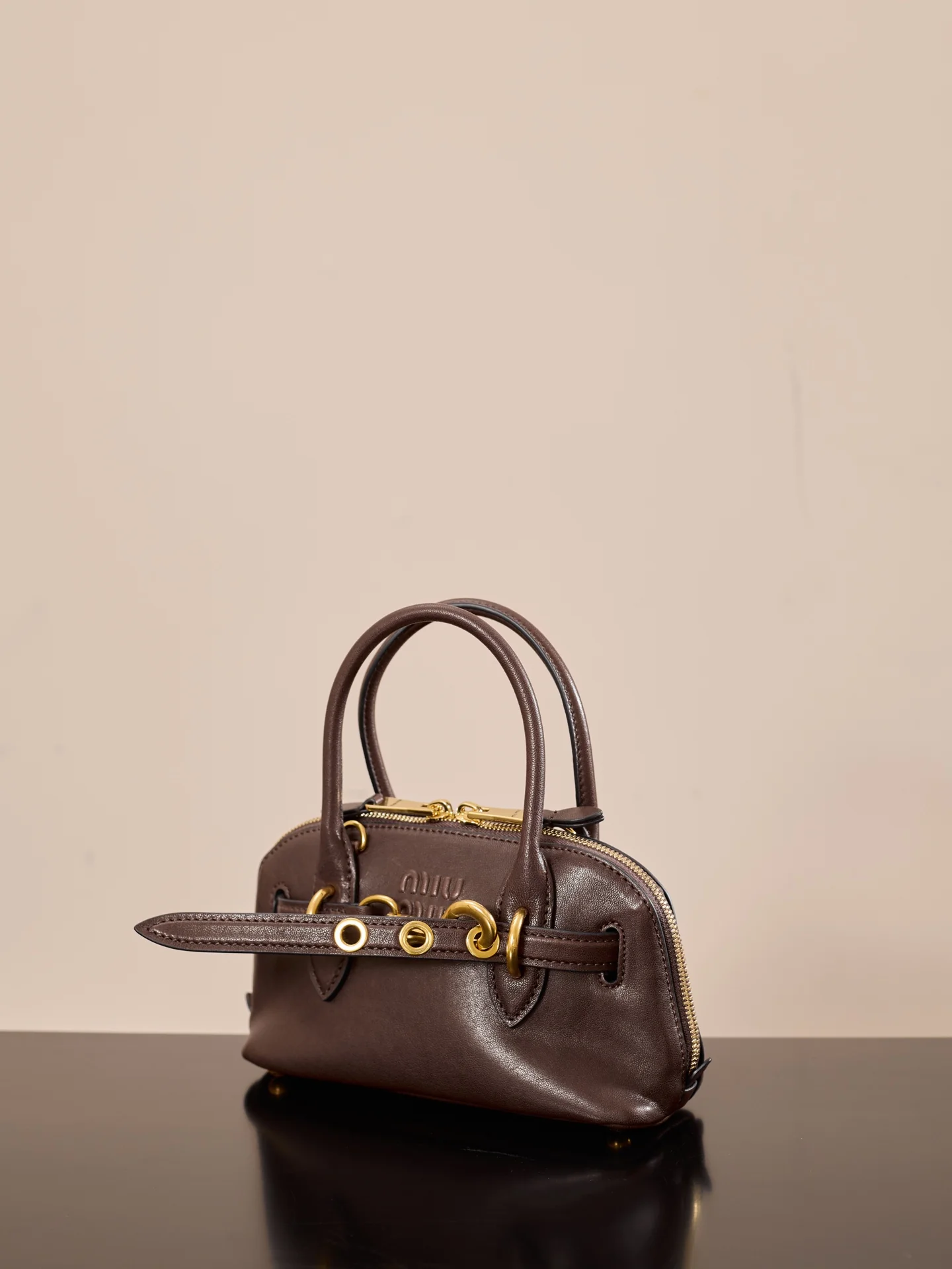 Miu Miu-5b-090m1050-???????? Сумка-маленькая-Nanmu Цвет